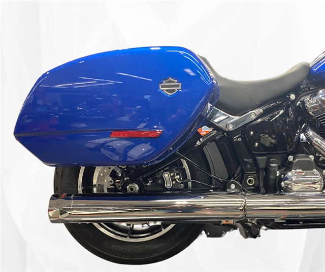 2025 Harley-Davidson Cruiser 2-1 Slip-On