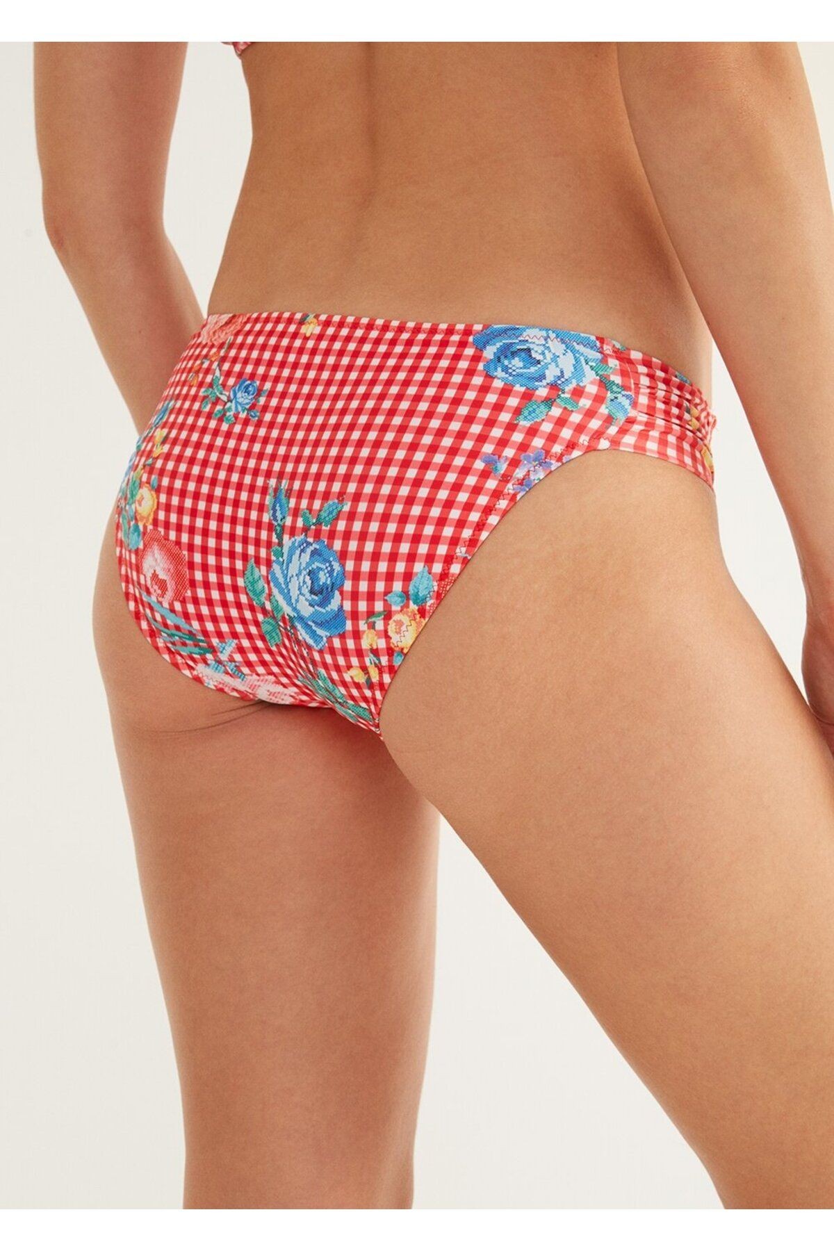 Suwen Yanı Pileli Bikini Alt