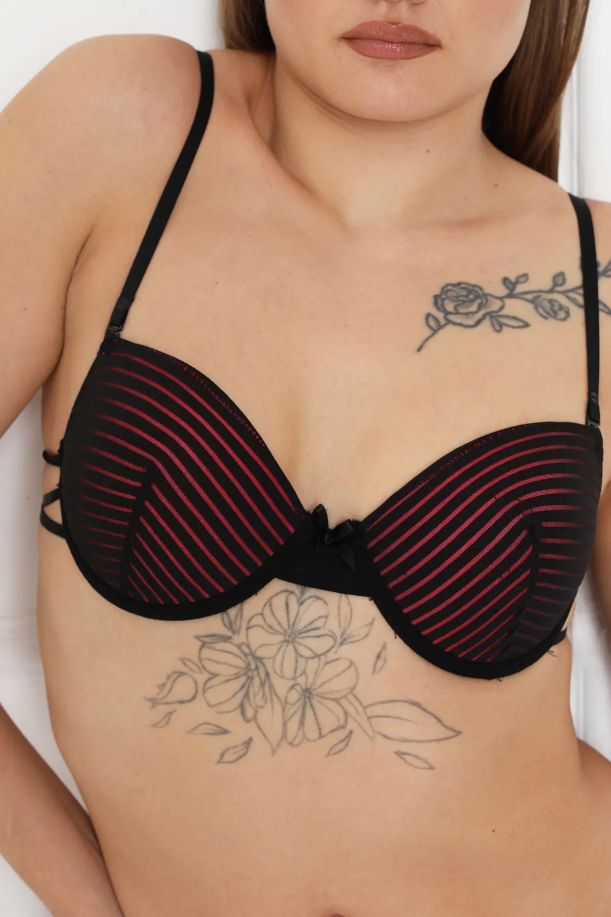Luvty Siyah Detaylı Destekli Push Up Sütyen