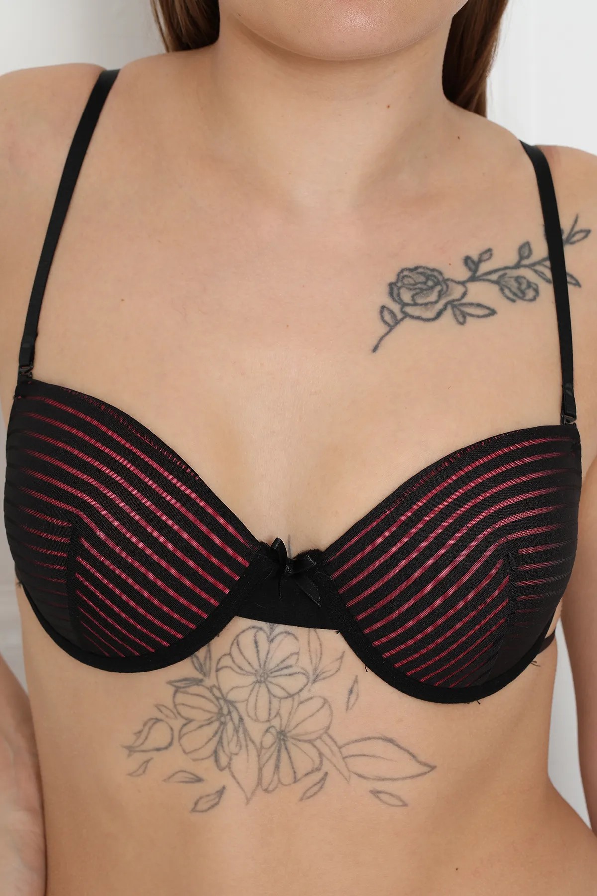 Luvty Siyah Detaylı Destekli Push Up Sütyen