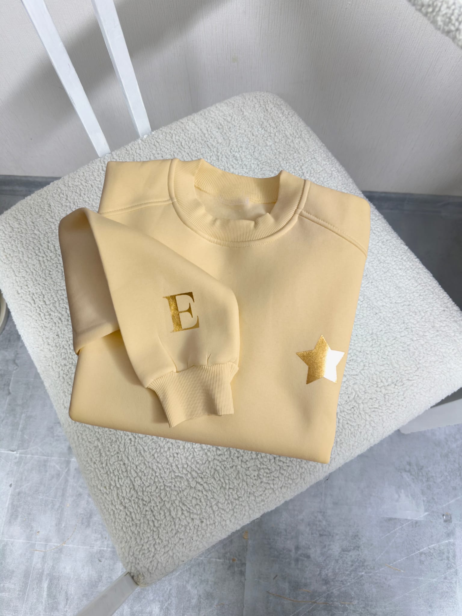 Kişiye Özel Harfli Bebek Sarı Sweatshirt