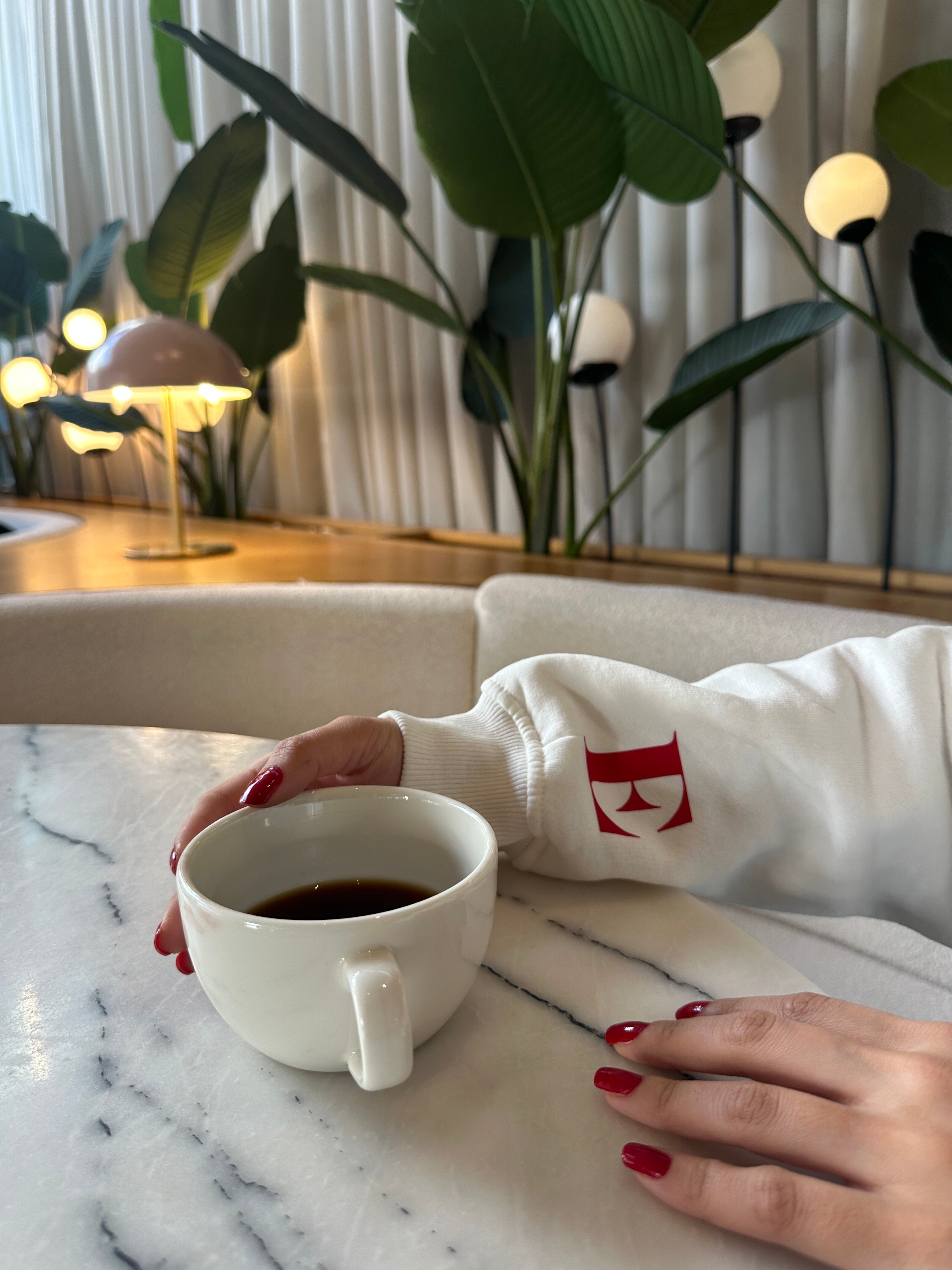 Kişiye Özel Harfli Beyaz Sweatshirt