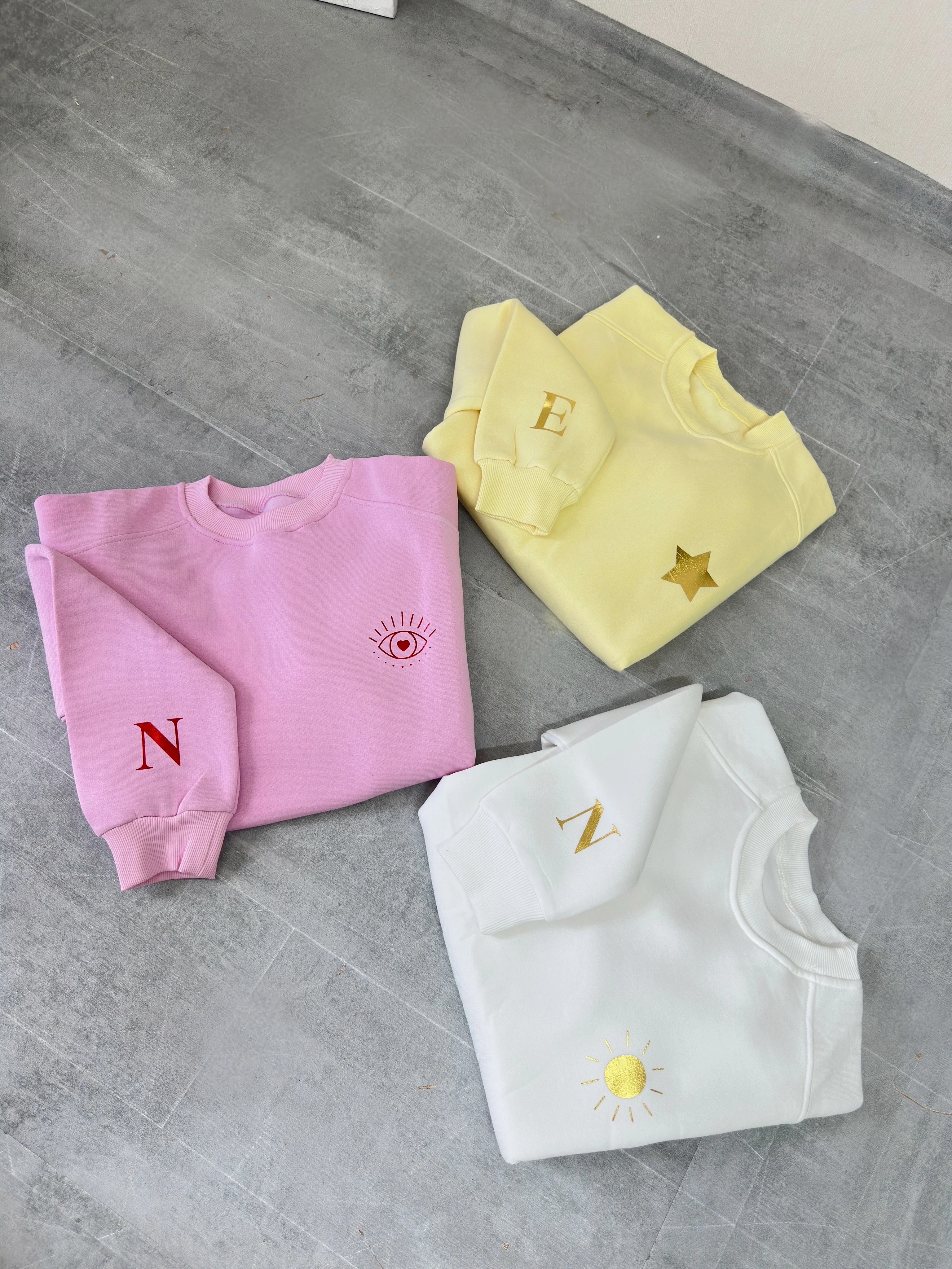 Kişiselleştirilebilir Harfli Bebek Sarı Sweatshirt