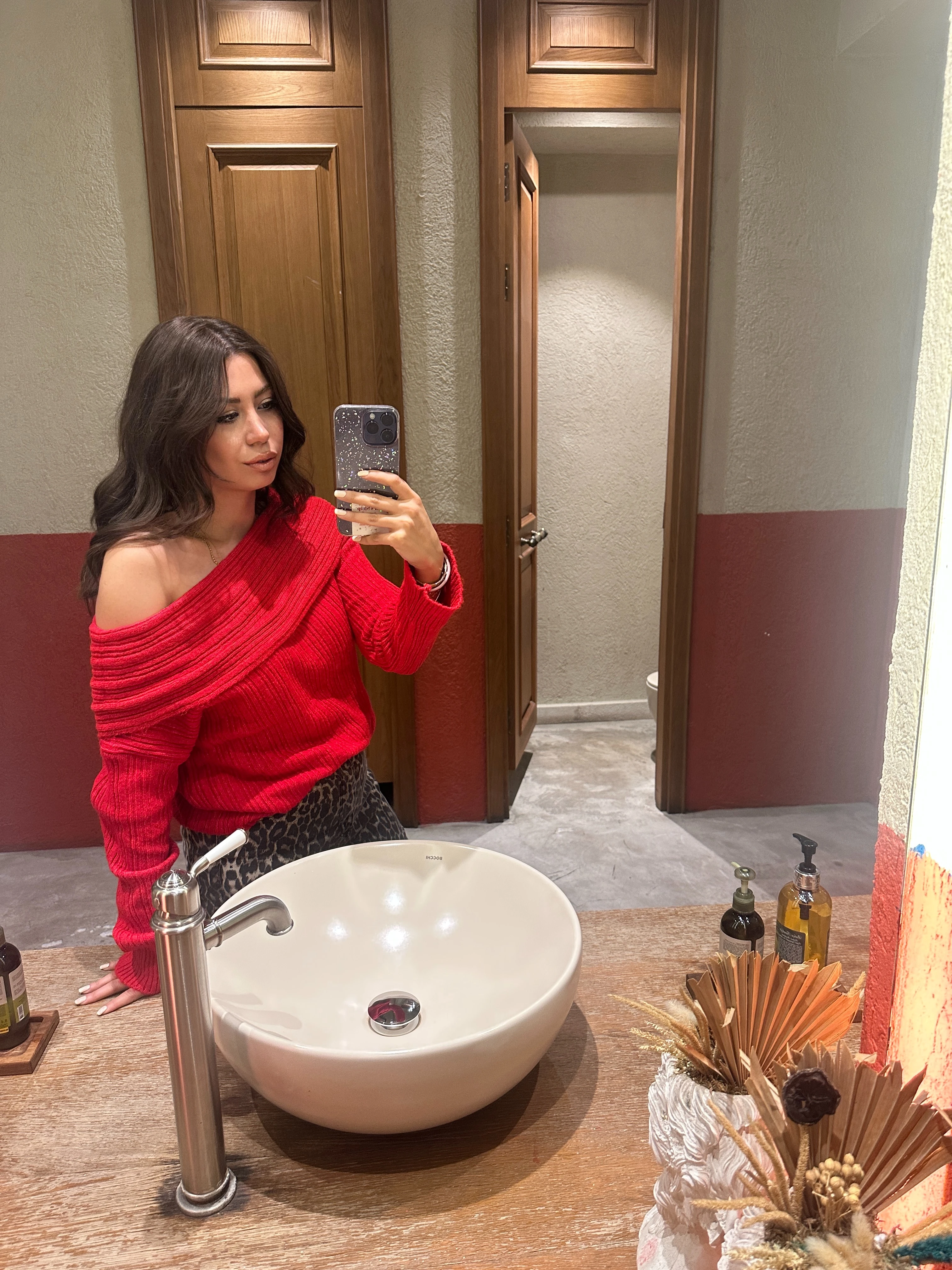 Kırmızı Kayık Yaka Kazak 