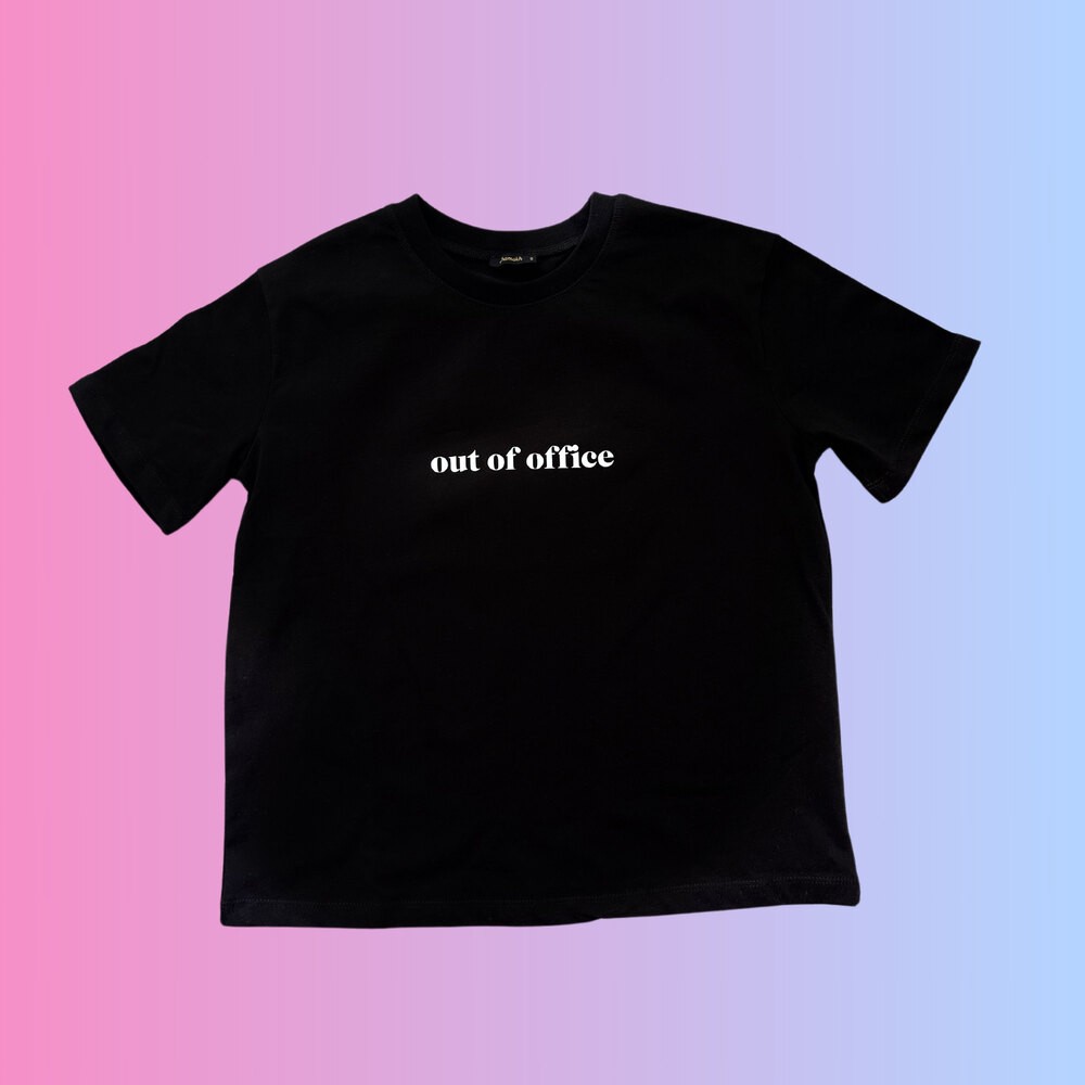 Beyaz Baskı - out of office Siyah Tshirt