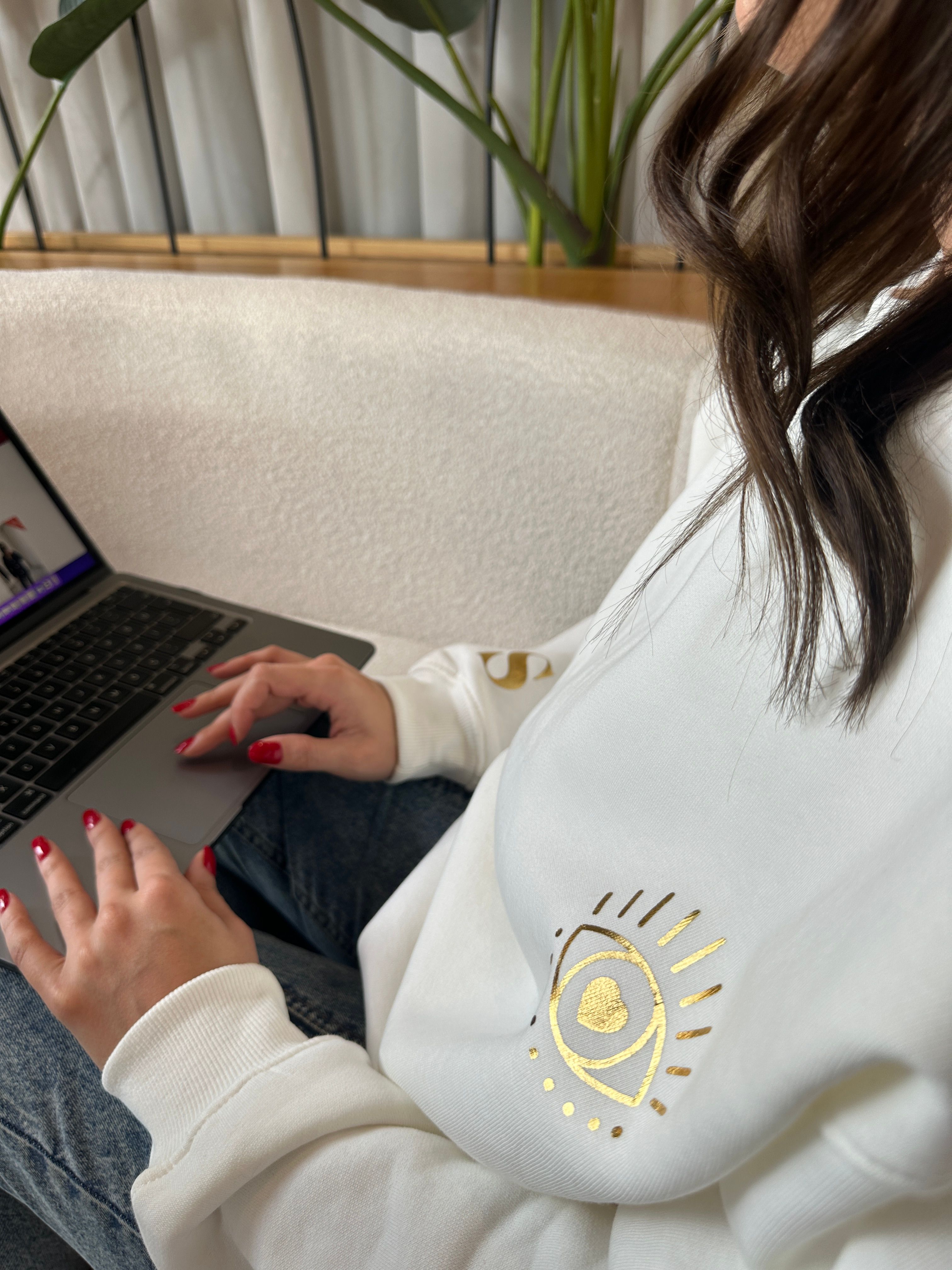 Kişiye Özel Harfli Beyaz Sweatshirt