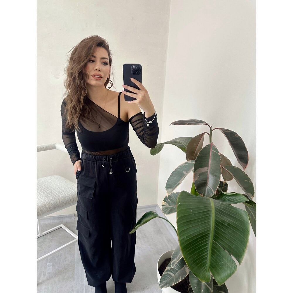 Kayık Yaka 2li Askılı Tül Bluz