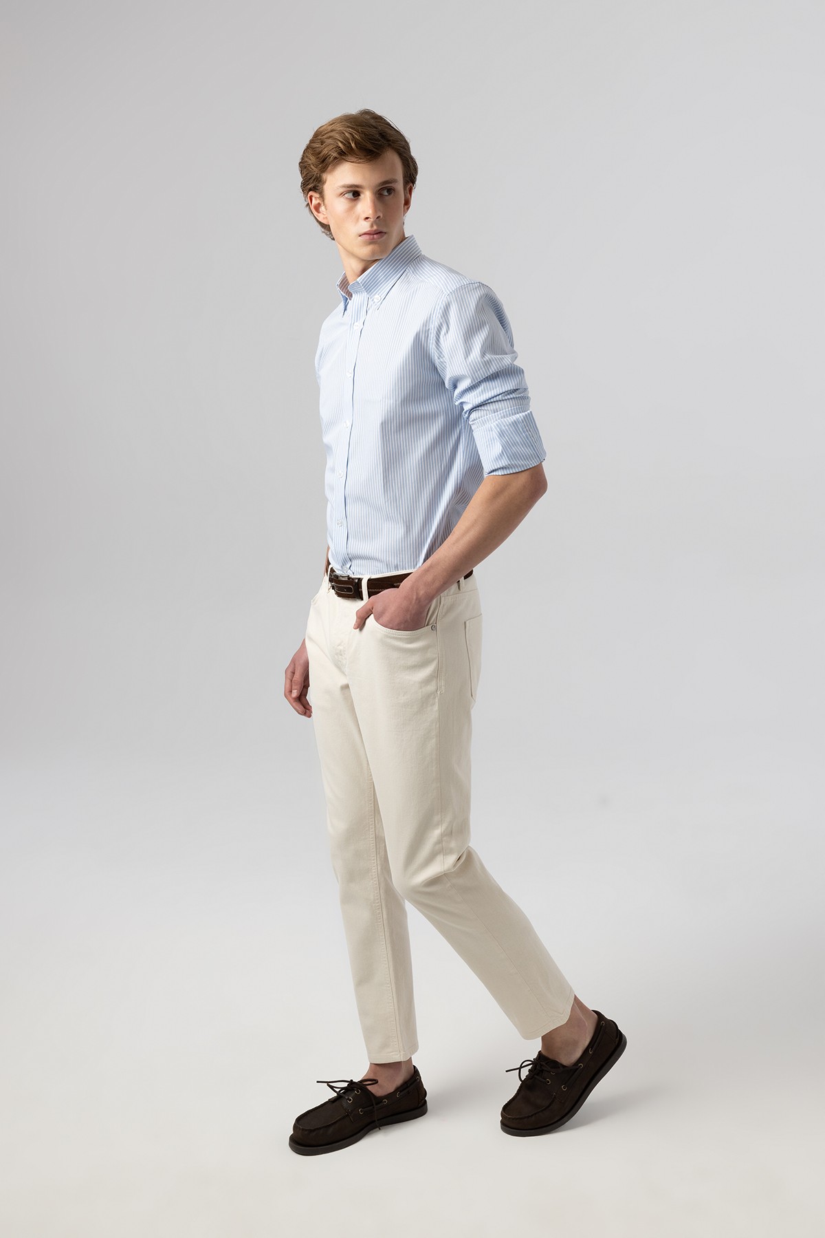 Slim Fit Klasik Pamuk-Saten Mavi Beyaz Çizgili Gömlek 4002-214