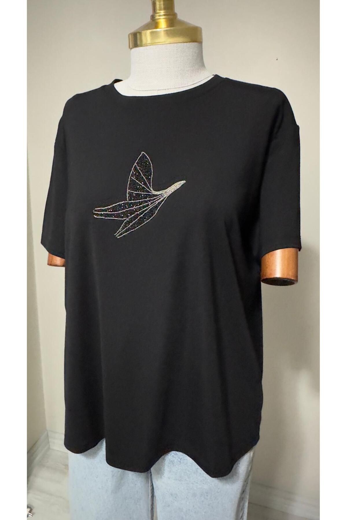 Siyah renkli Penye taş işlemeli Tshirt