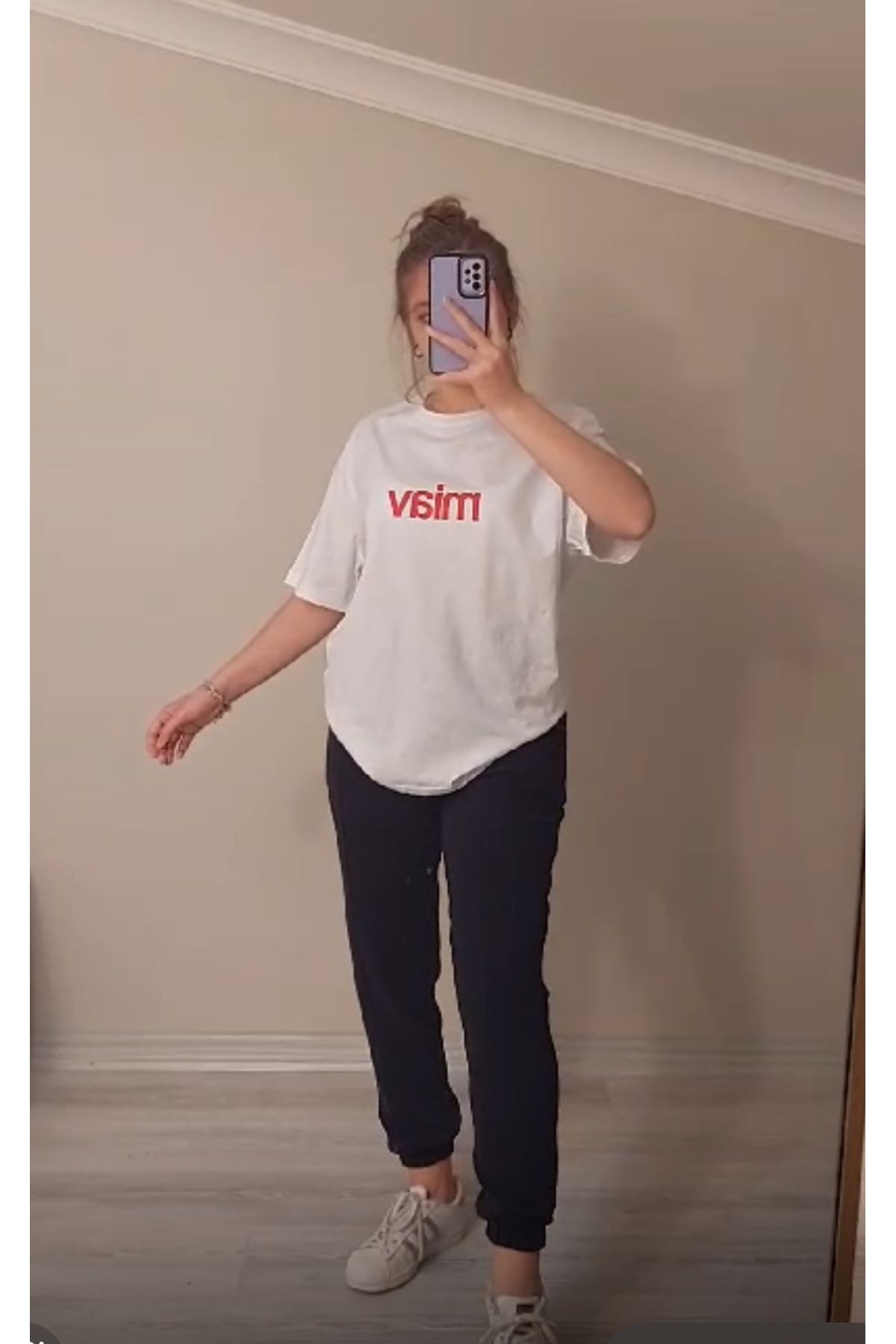 Miav yazılı T-shirt