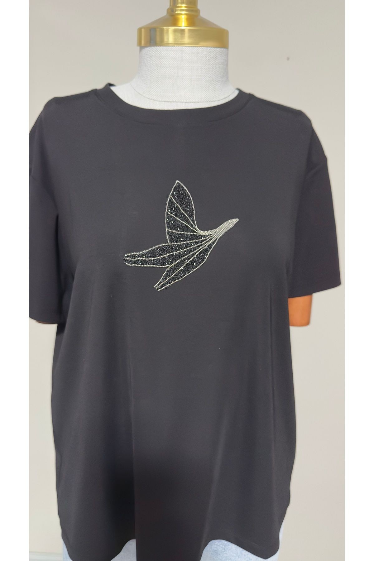 Kuş motifli taşlı penye tshirt