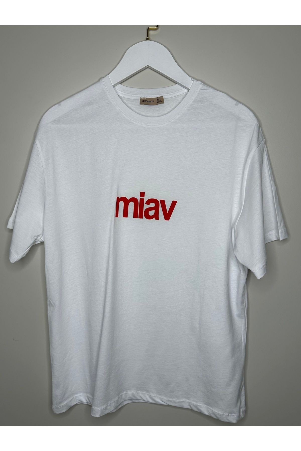 Miav yazılı T-shirt