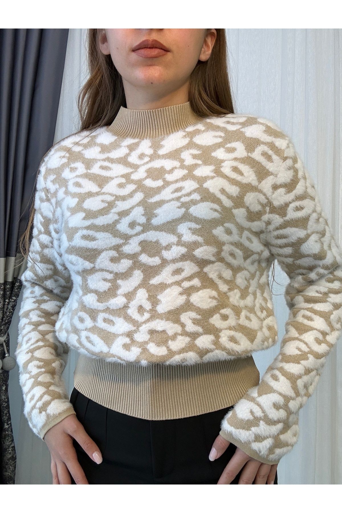 Yarım yaka crop kazak
