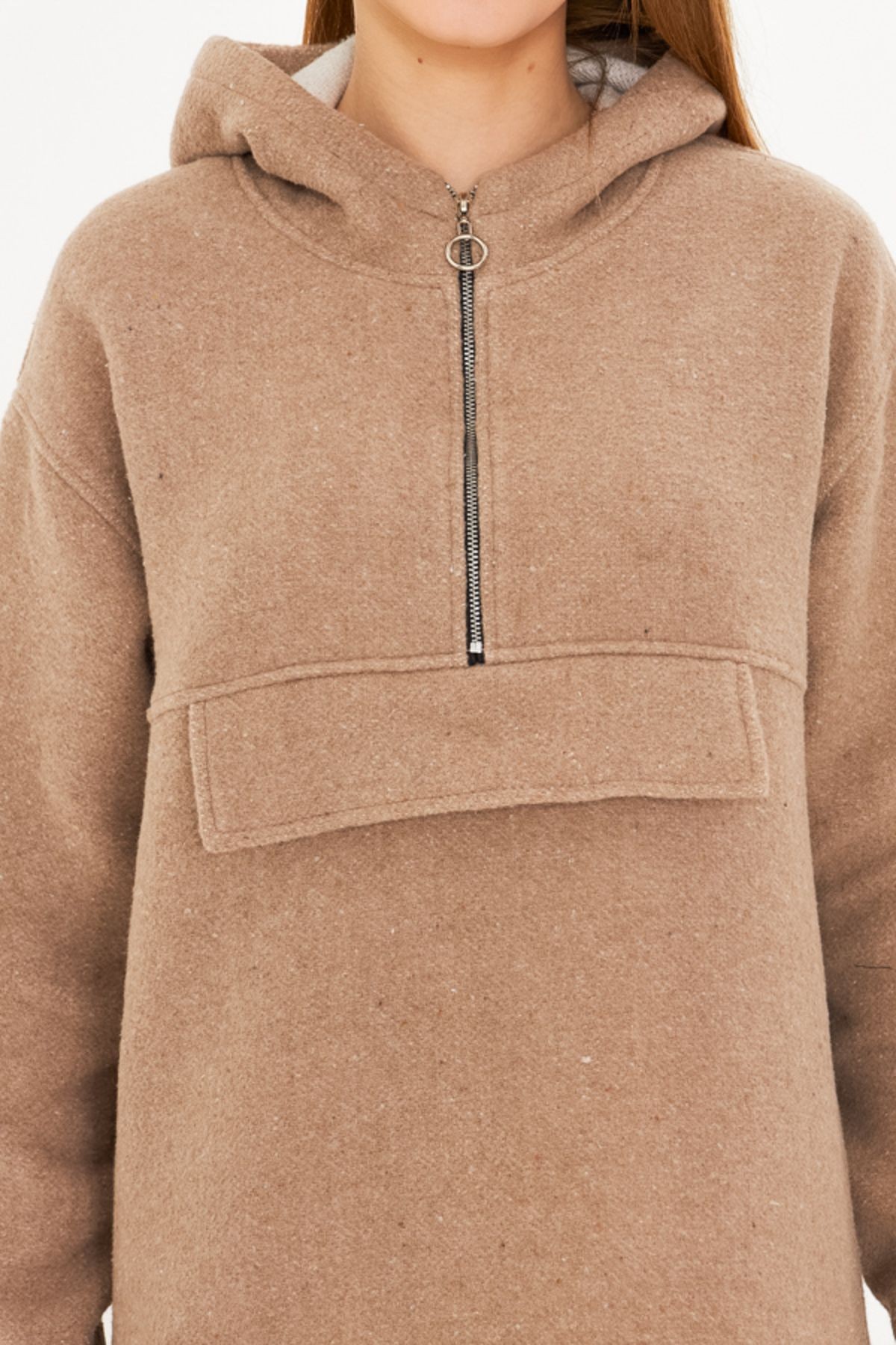 Kadın Bej Kapüşonlu Cep Kapaklı Kaşe Sweatshirt ARM-25K001097