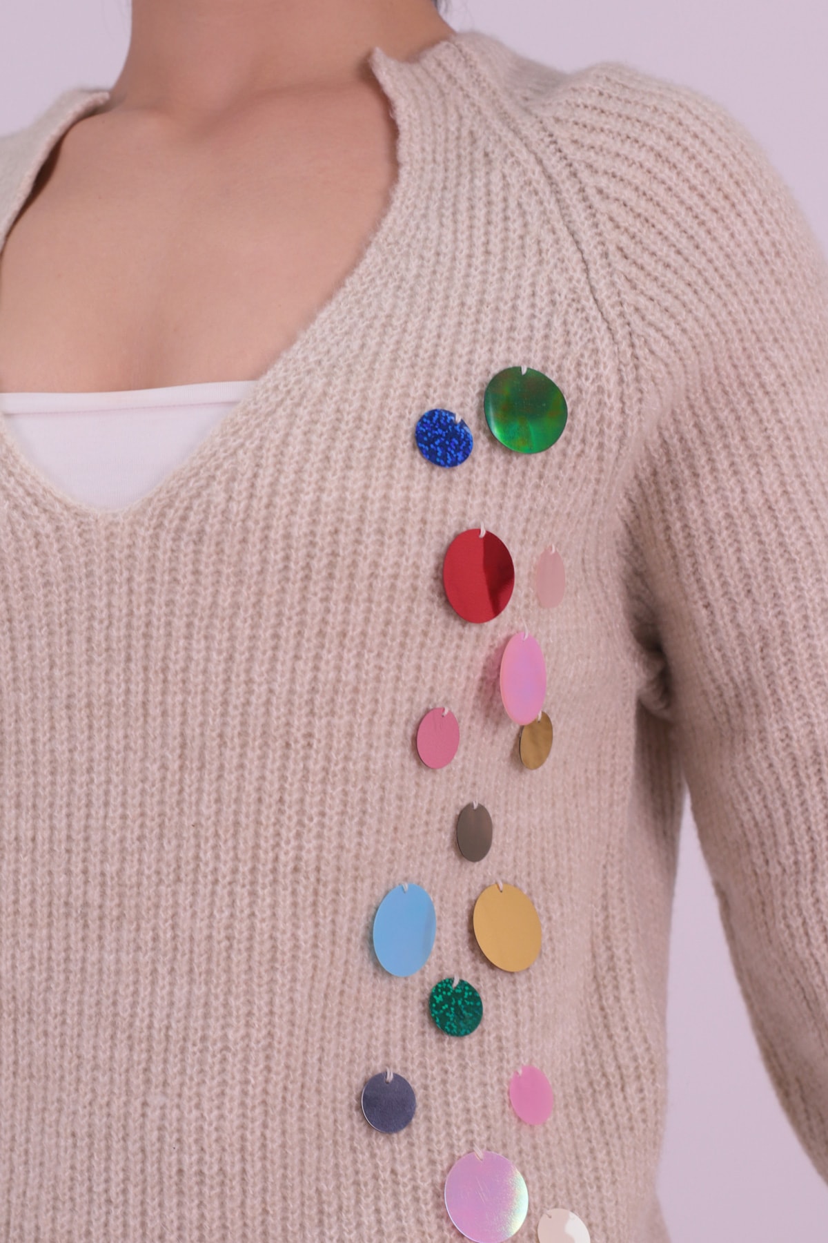 Kadın Taş V Yaka Pul İşlemeli Triko Elbise ARM-26K136011