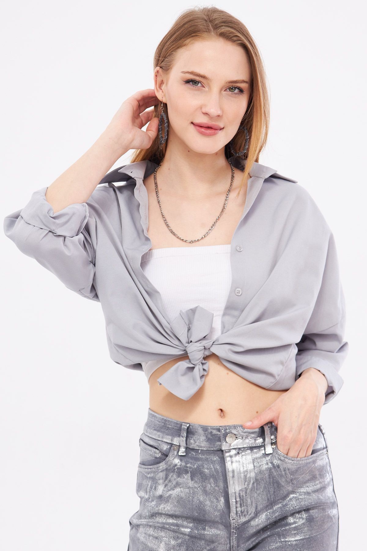 Kadın Gri Oversize Uzun Basic Gömlek ARM-22Y001118