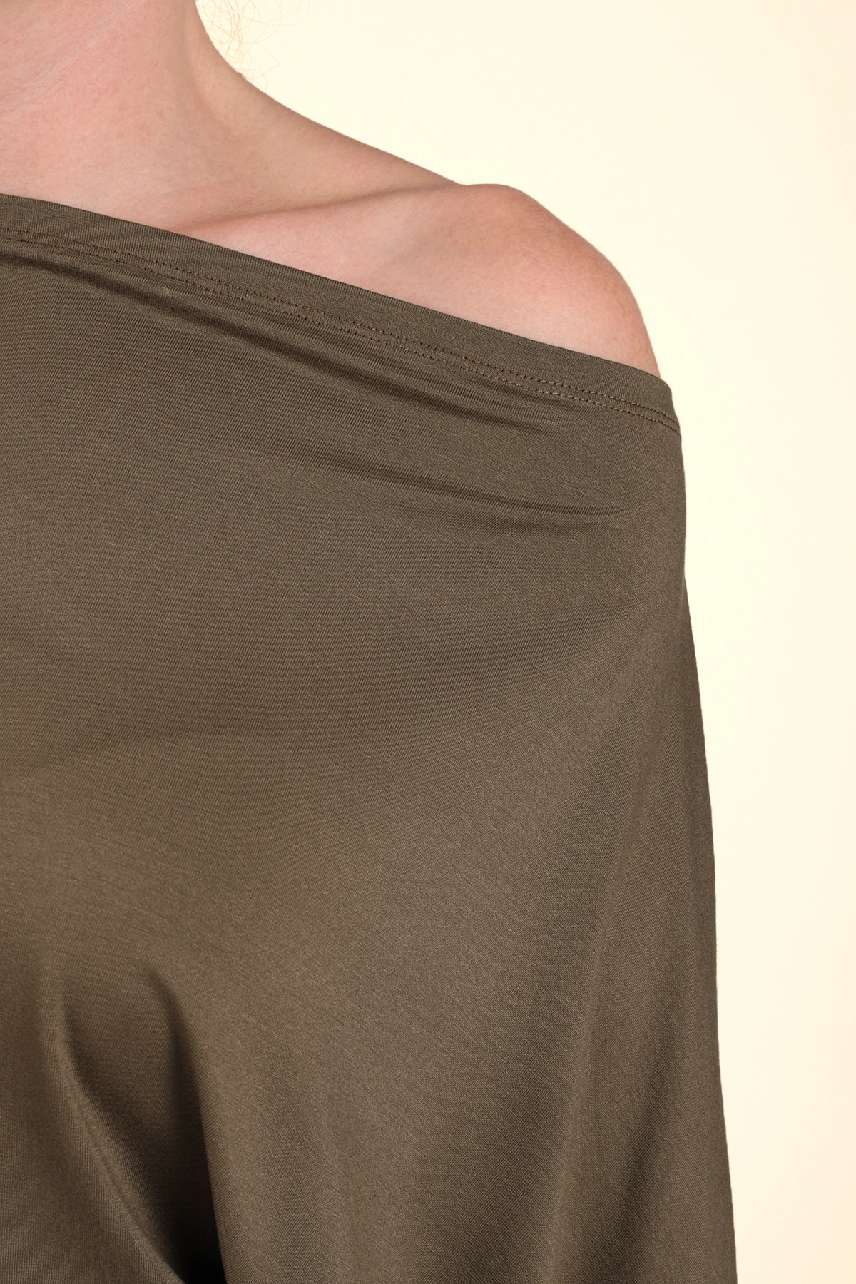 Kadın Haki Kayık Yaka Yarasa Kol Bluz ARM-26K042018