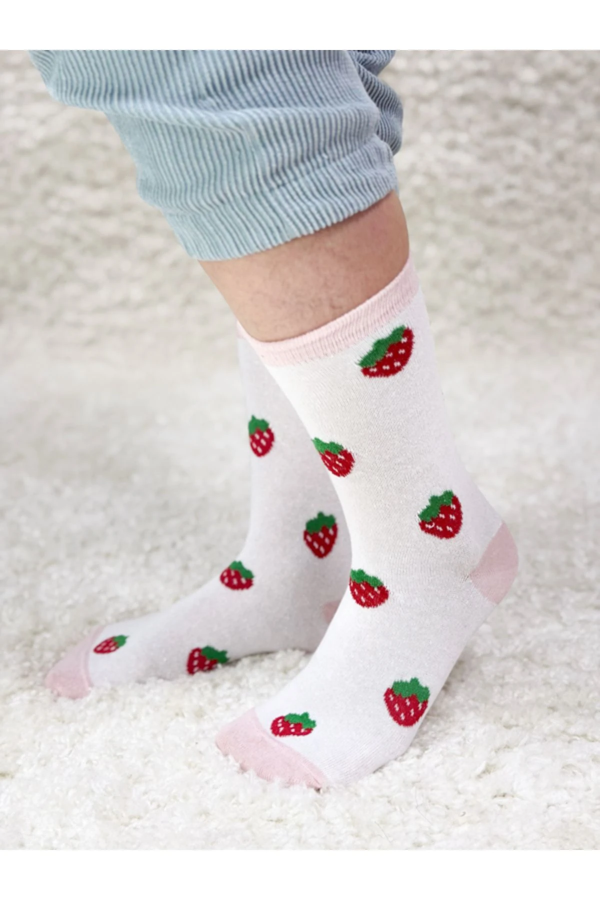 Kadın Desenli 5'Li Paket Uzun Parfümlü Çorap ARM-25K001063