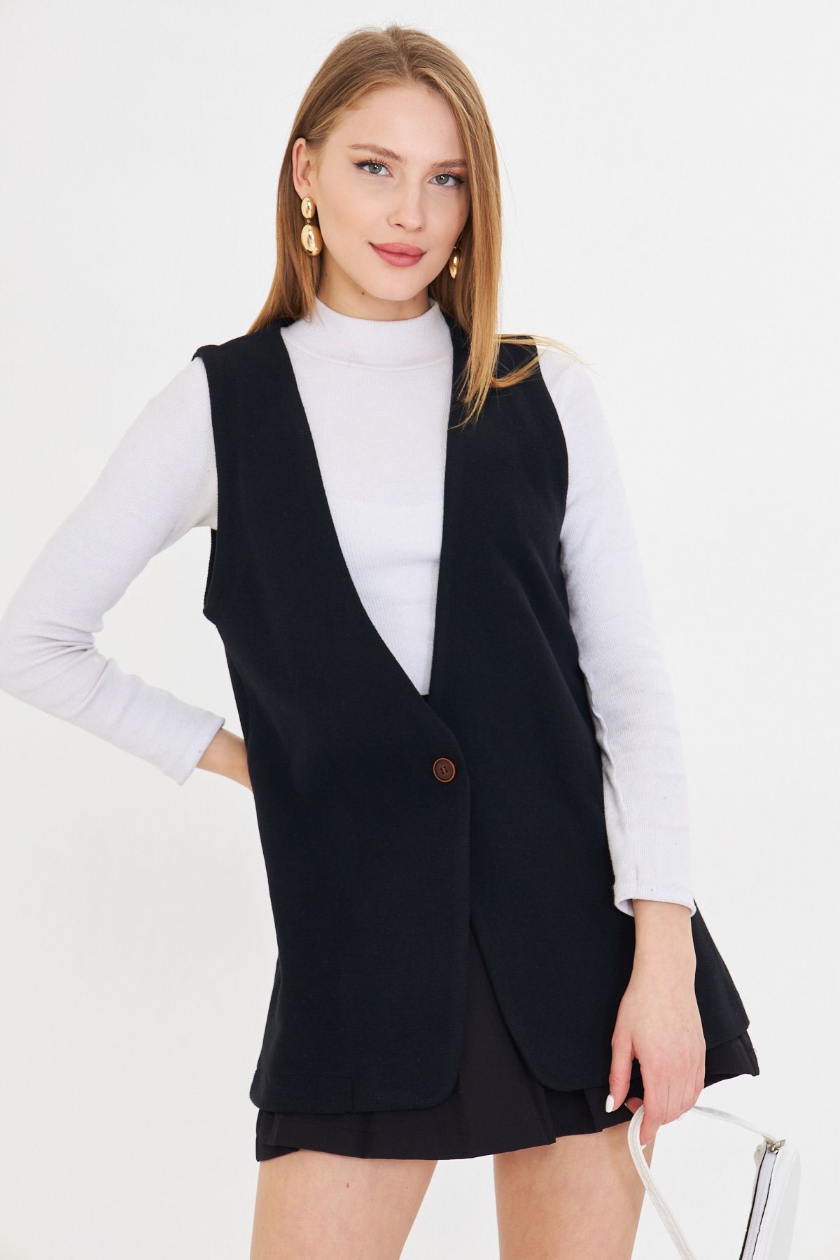 Kadın Siyah V Yaka Tek Düğmeli Oversize Desenli Yelek ARM-25K001110