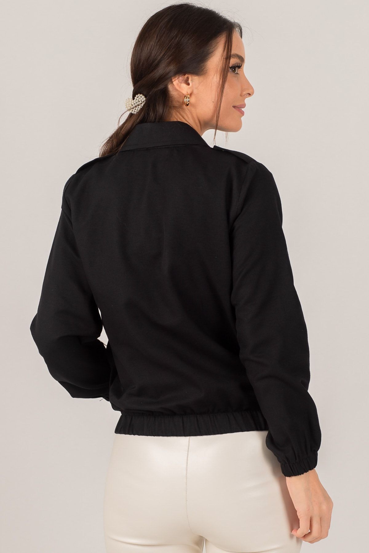Kadın Siyah Önü Fermuarlı Gabardin Mont ARM-22K001068