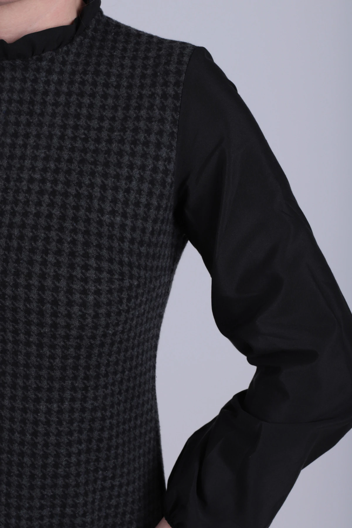 Kadın Füme Yakası Ve Altı Fırfırlı Kazayağı Desen Elbise ARM-21Y001080