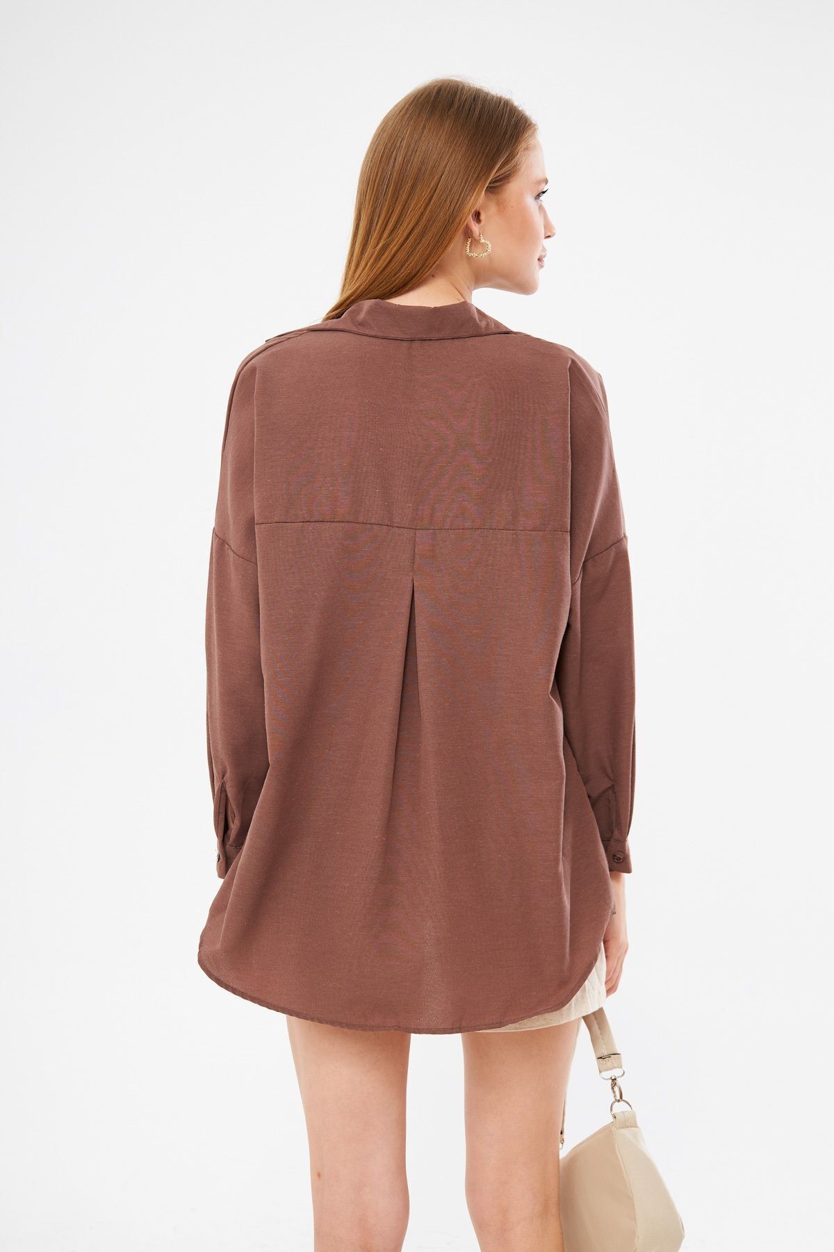 Kadın Kahve Oversize Uzun Basic Gömlek ARM-22Y001118