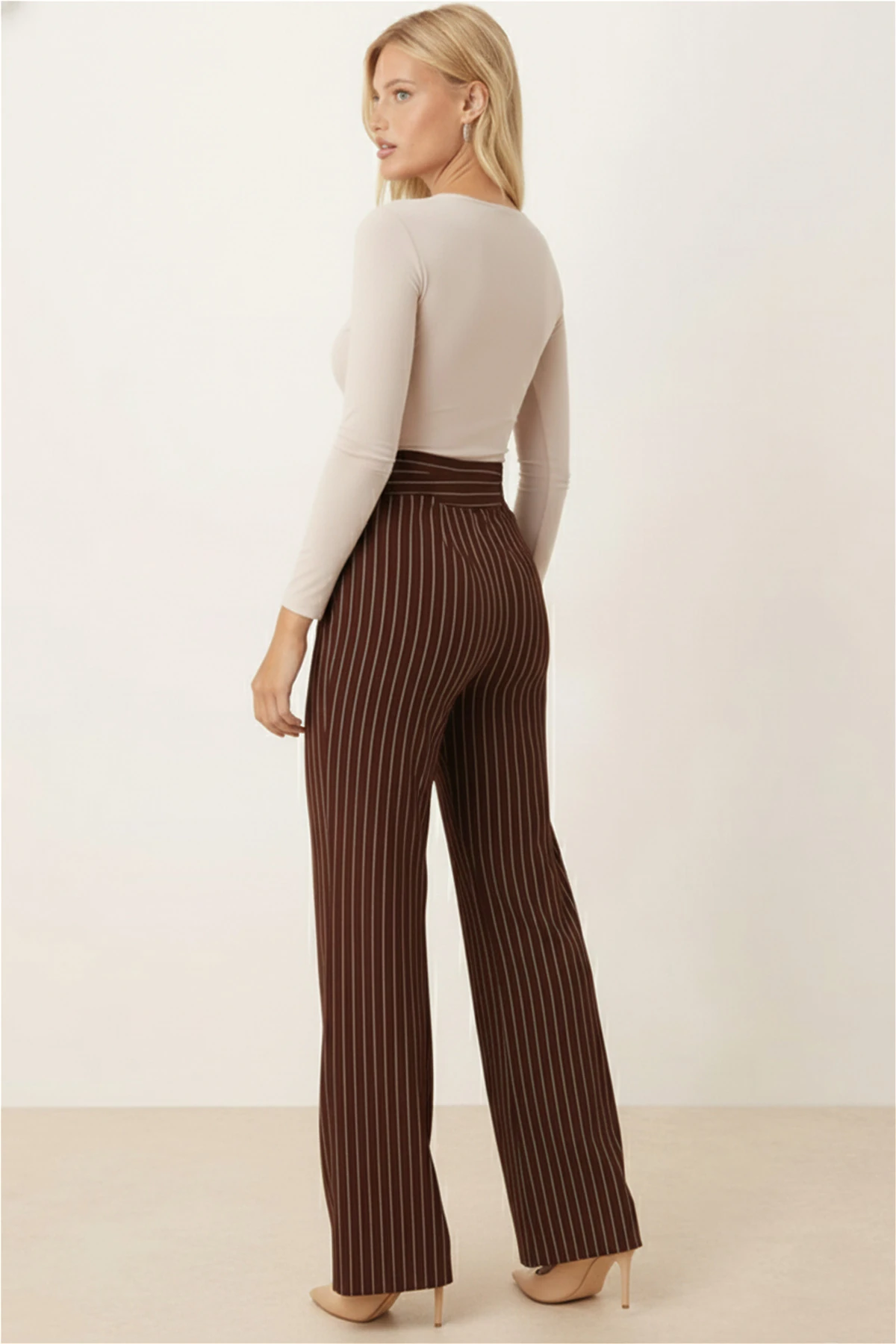 Kadın Kahve Bol Paça Kumaş Pantolon ARM-26K001053