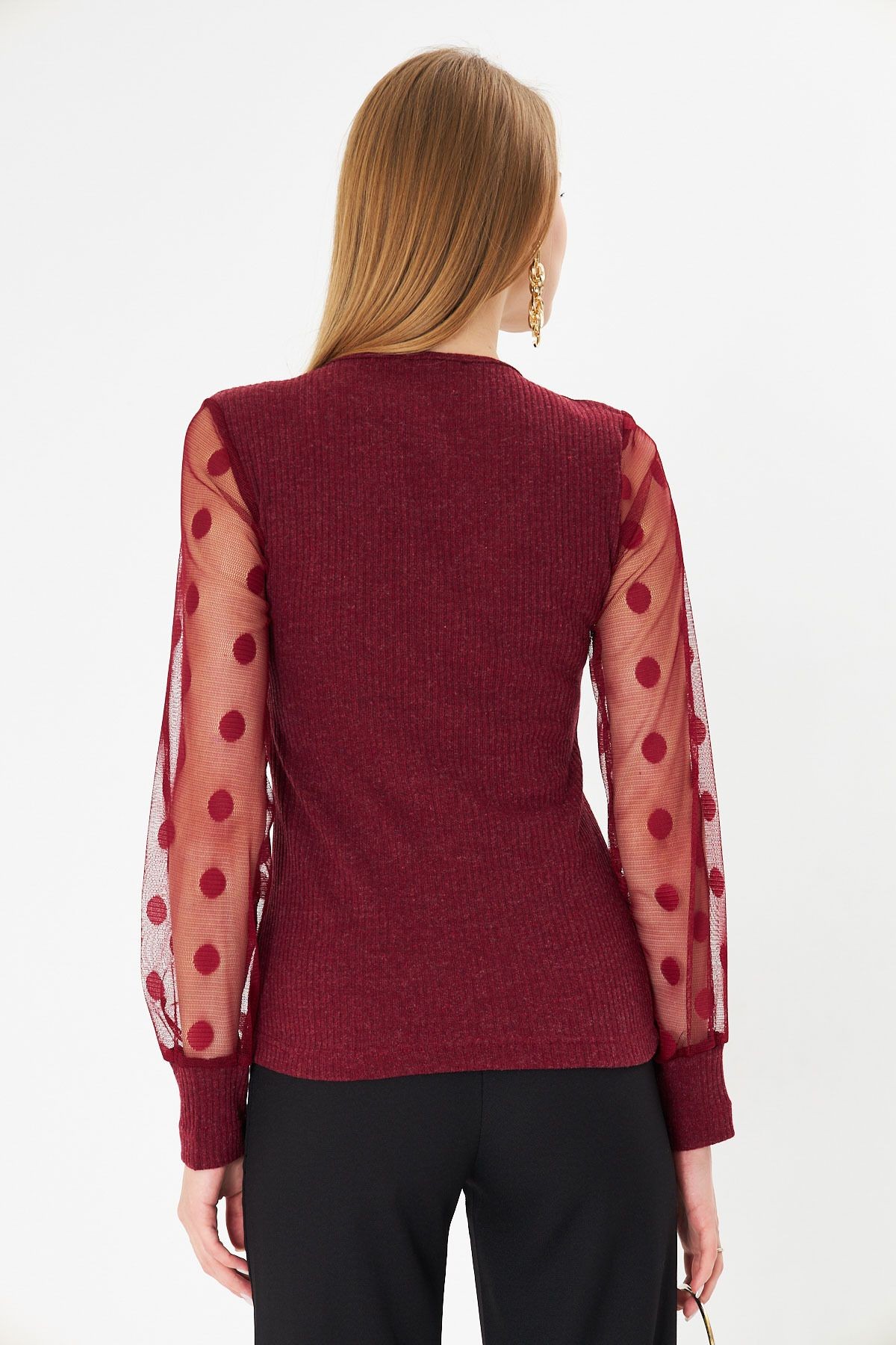Kadın Bordo U Yaka Kolları Tül Detaylı Manşetli Kaşkorse Bluz ARM-25K001066