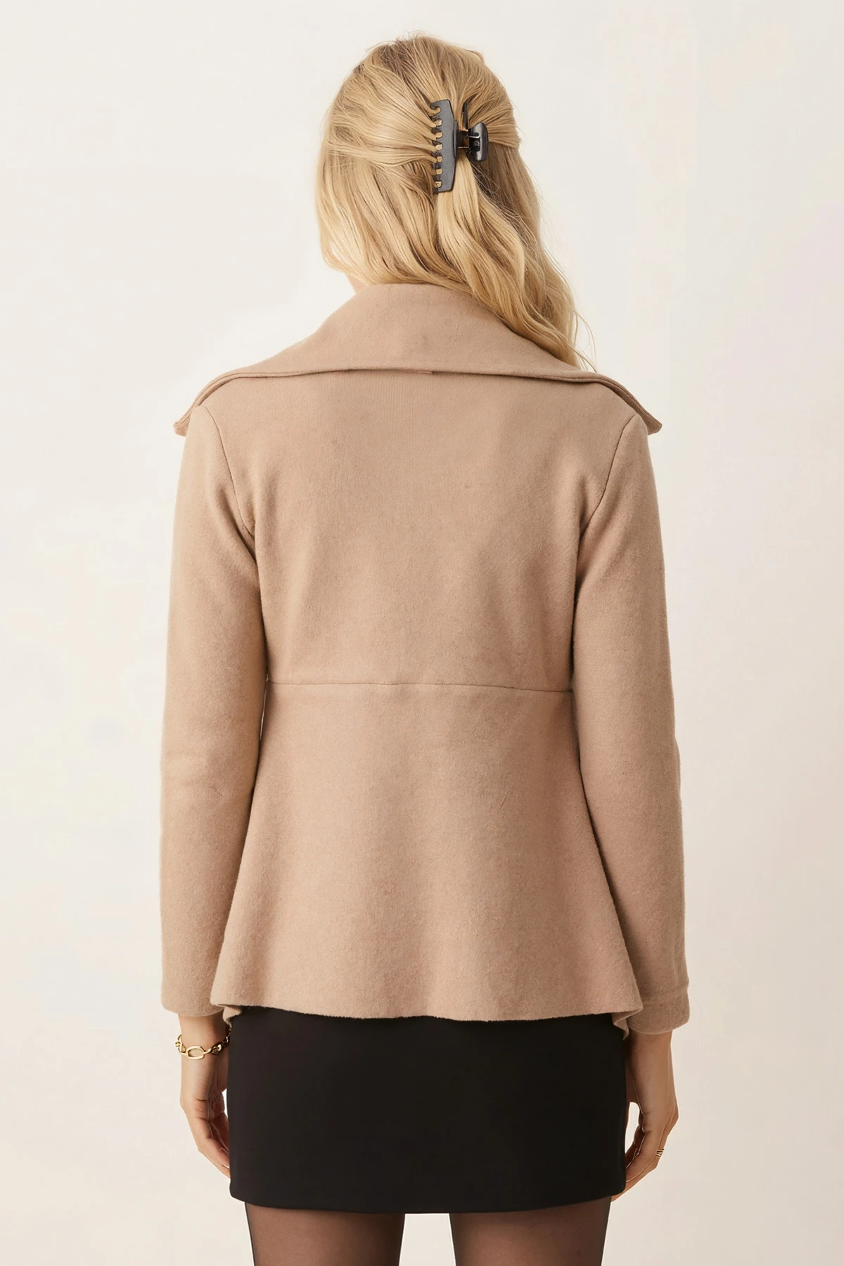 Kadın Bej Desenli Triko Salaş Hırka ARM-26K001006