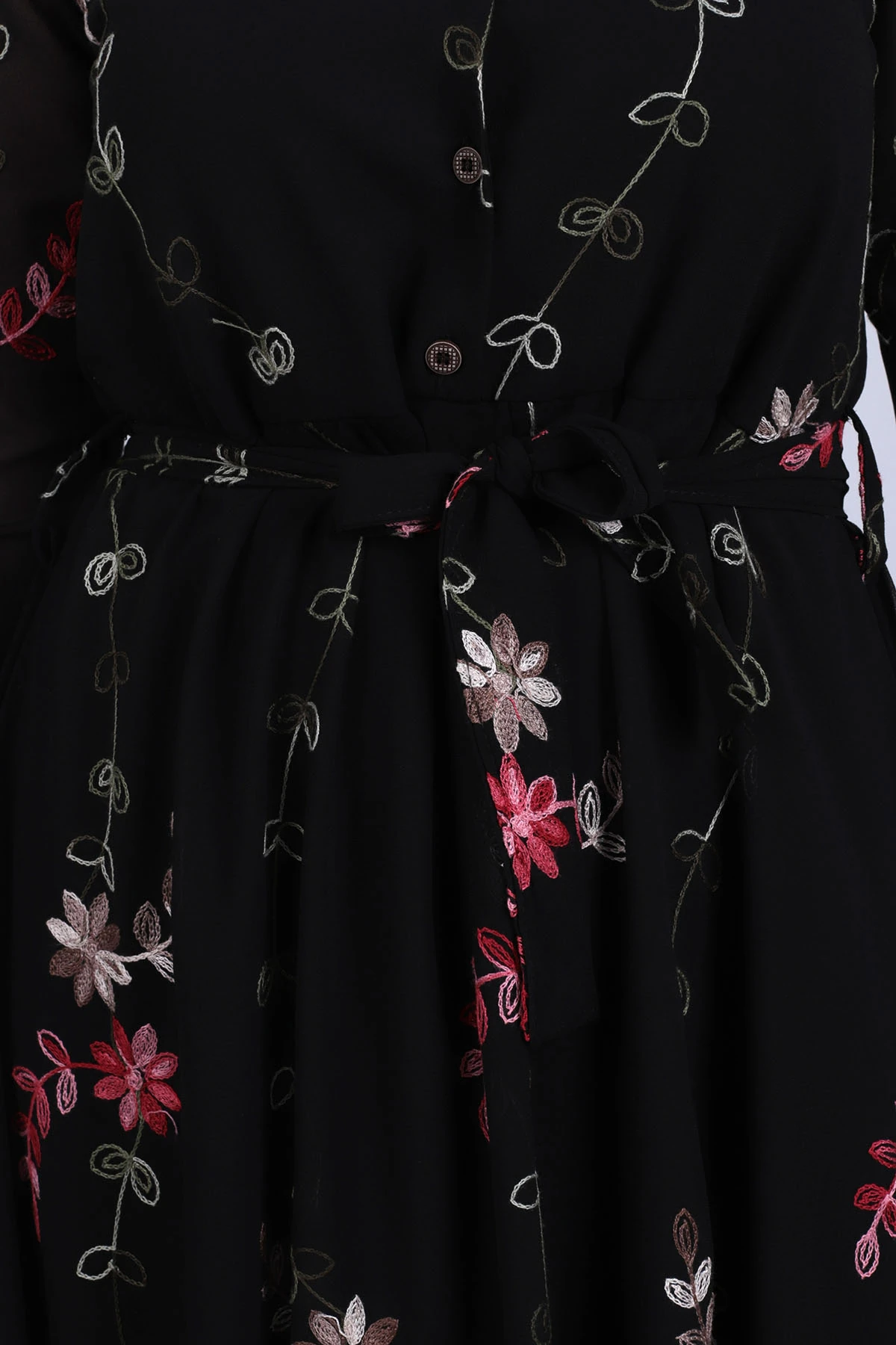 Kadın Siyah V Yaka Kemerli Astarlı Şifon Midi Boy Elbise ARM-26K001042