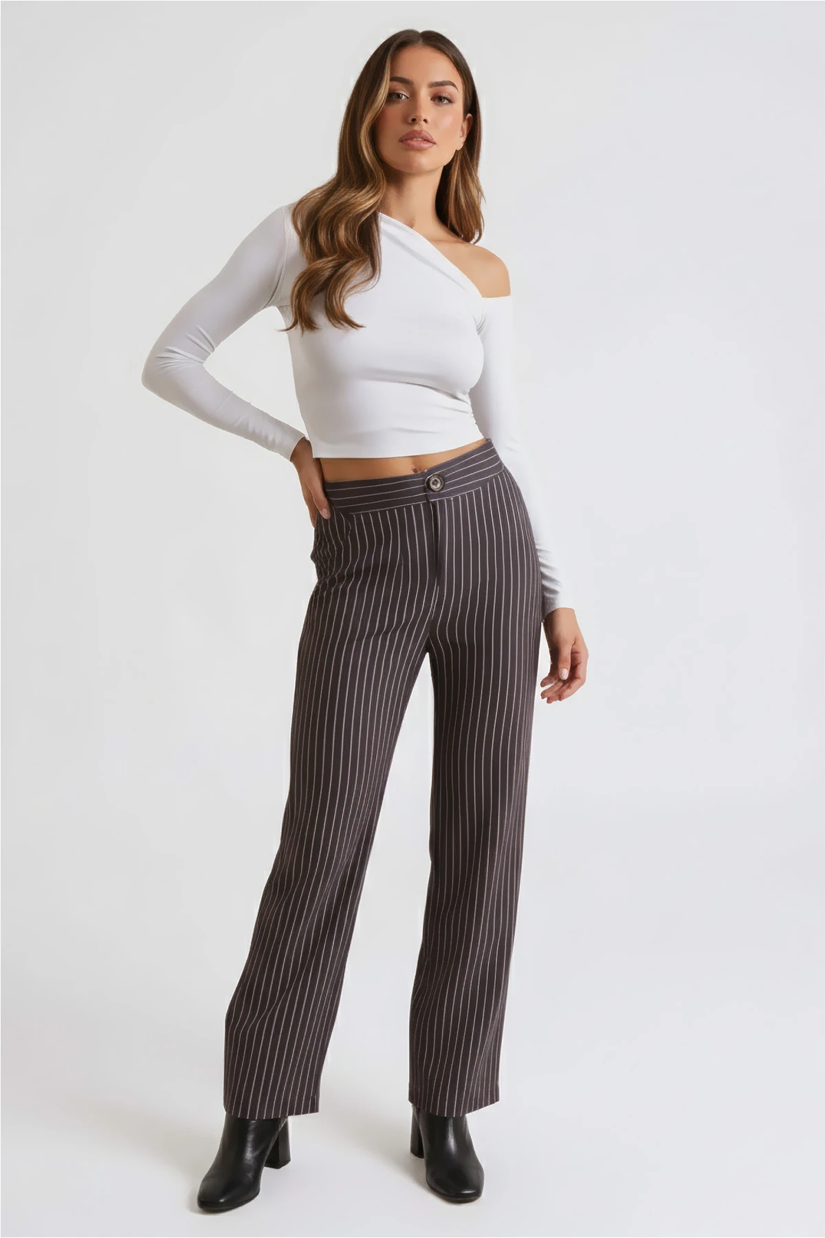 Kadın Gri Bol Paça Kumaş Pantolon ARM-26K001053