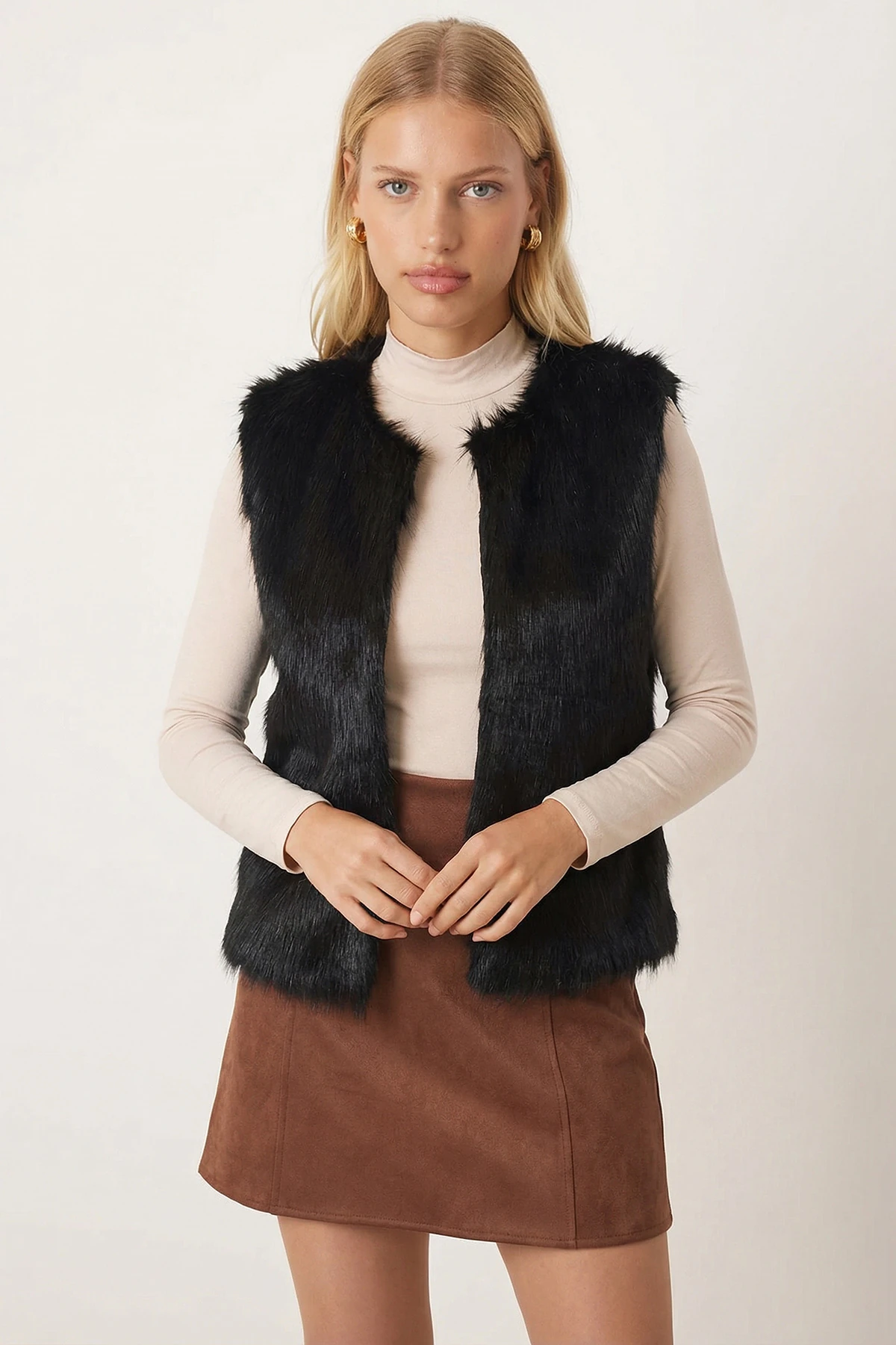 Kadın Siyah Astarlı Kürk Yelek ARM-26K001062