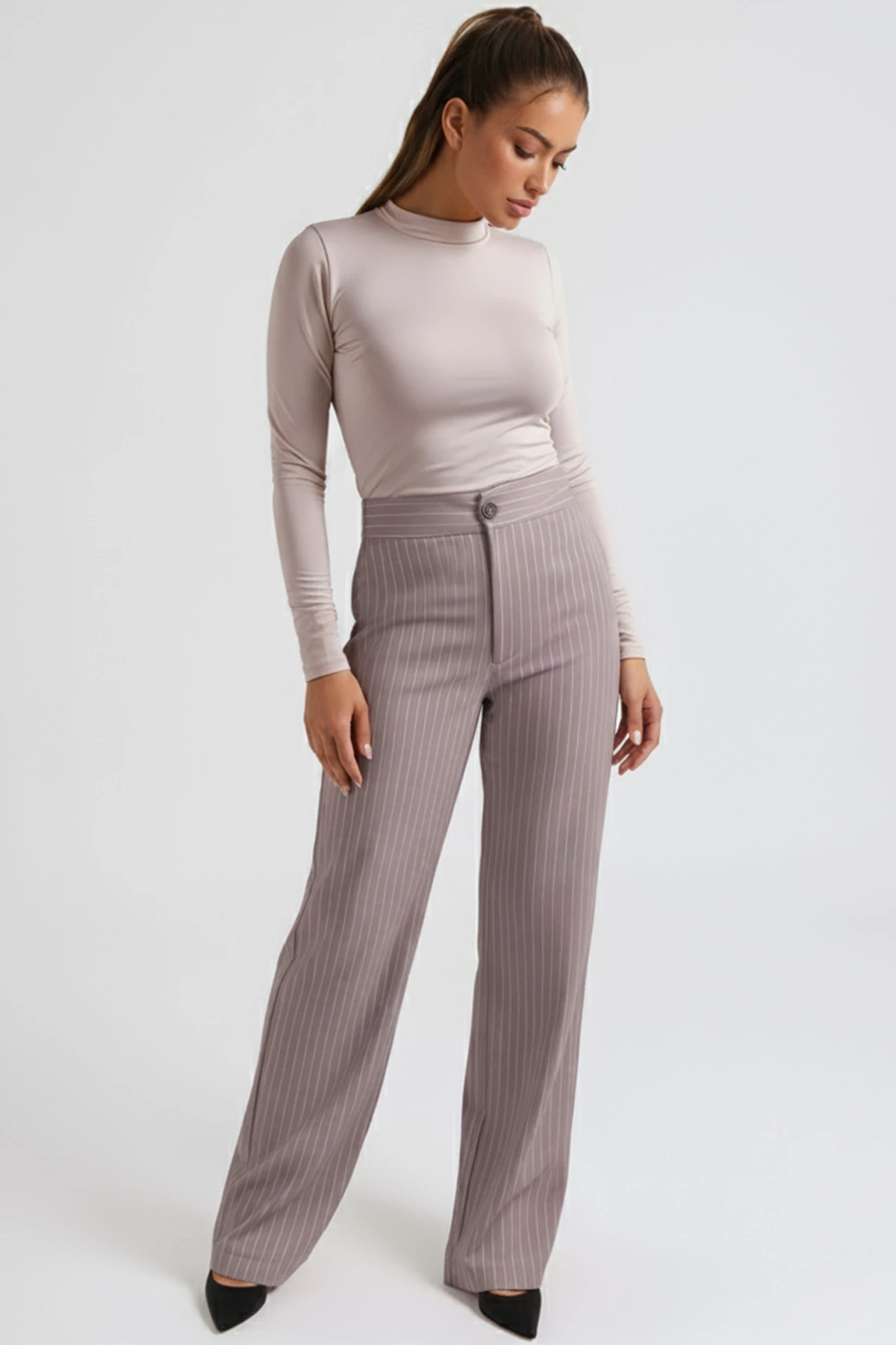 Kadın Bej Bol Paça Kumaş Pantolon ARM-26K001053