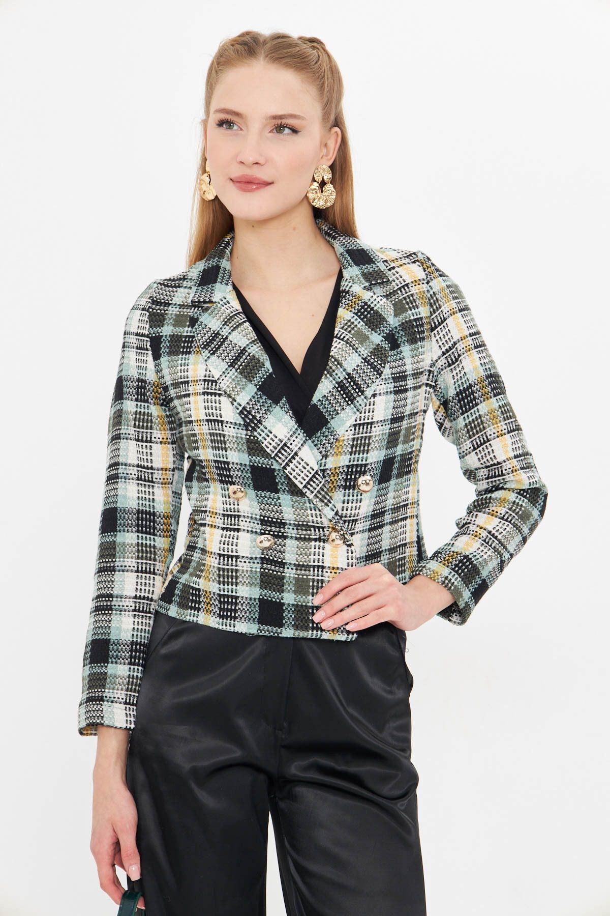 Kadın Mint-Siyah Kruvaze Yaka Tüvit Crop Ceket ARM-24K001014
