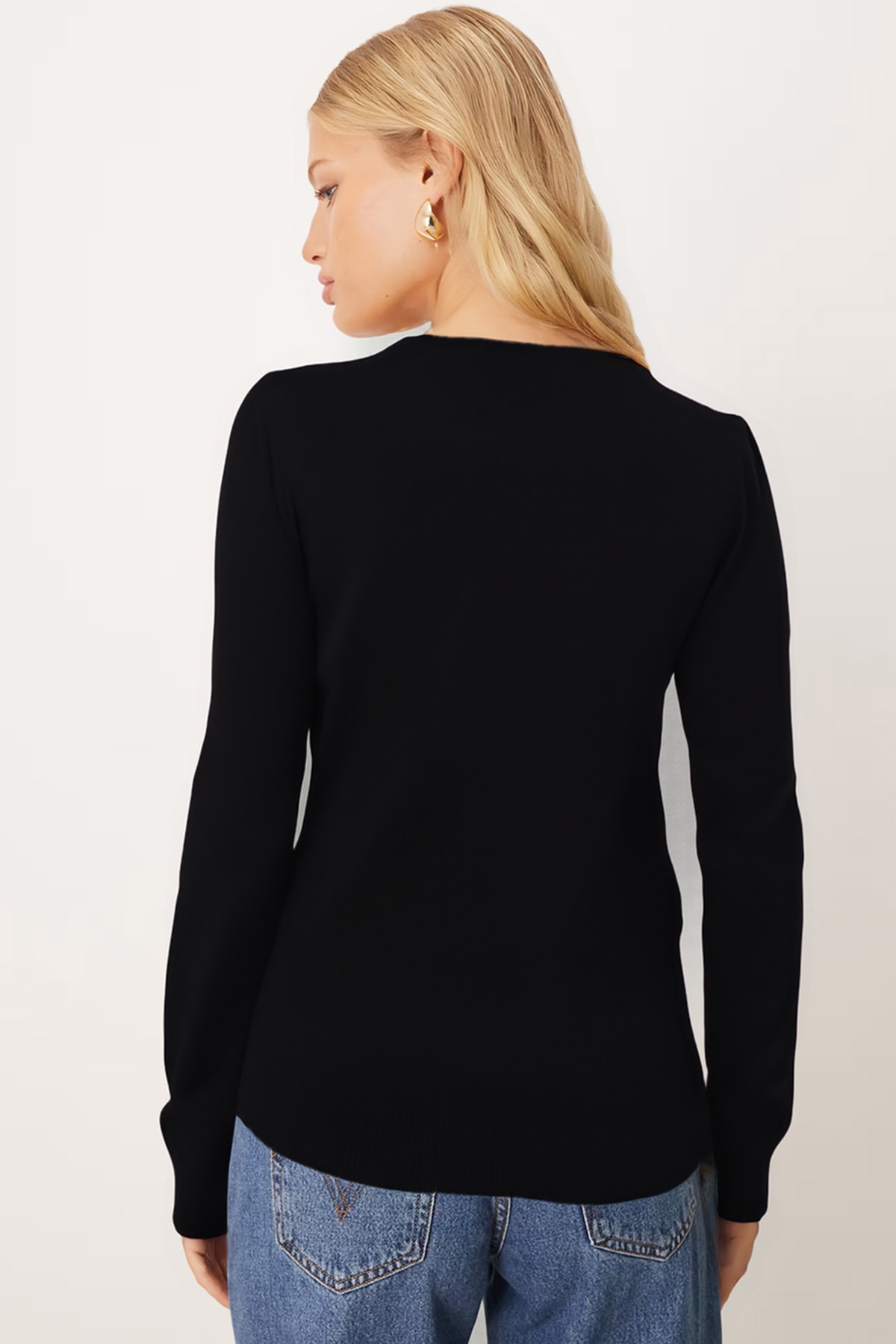 Kadın Siyah Bisiklet Yaka Aplikeli Kazak ARM-26K136002