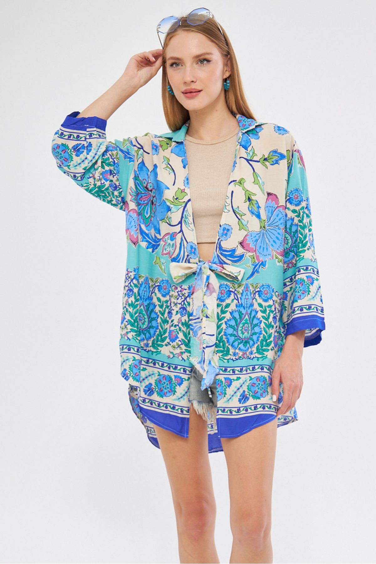 Kadın Saks Desenli Önden Bağlamalı Kimono Gömlek ARM-24Y001080
