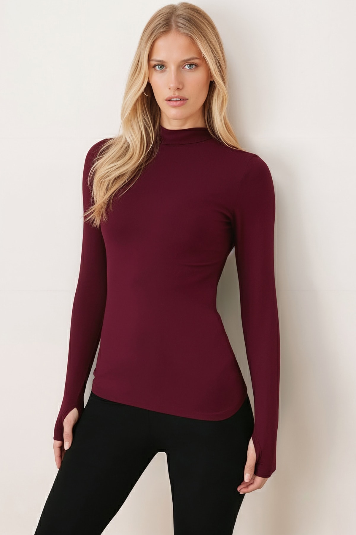 Kadın Bordo Yarım Balıkçı Parmak Geçmeli Body ARM-26K135002