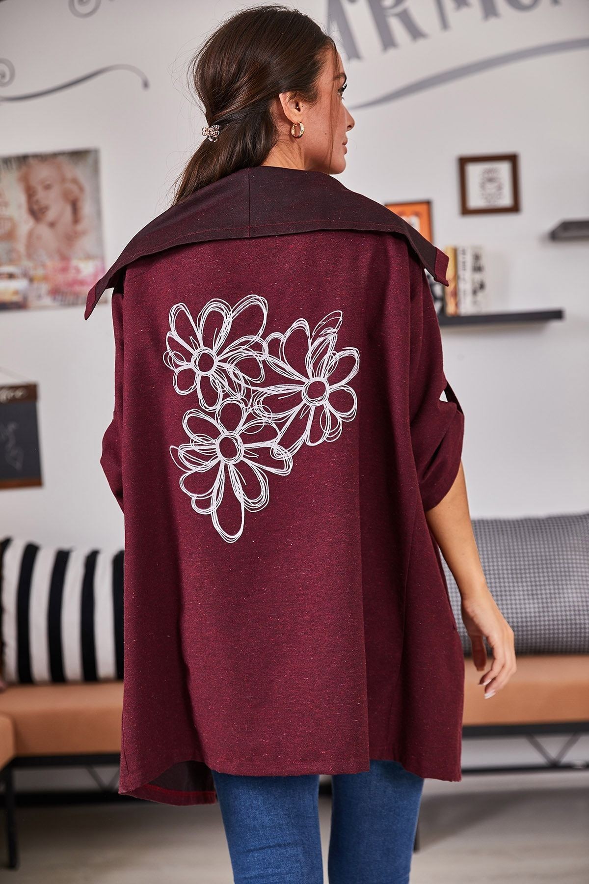 Kadın Bordo Sırtı Çiçek Baskılı Mevsimlik Ceket ARM-20K024030