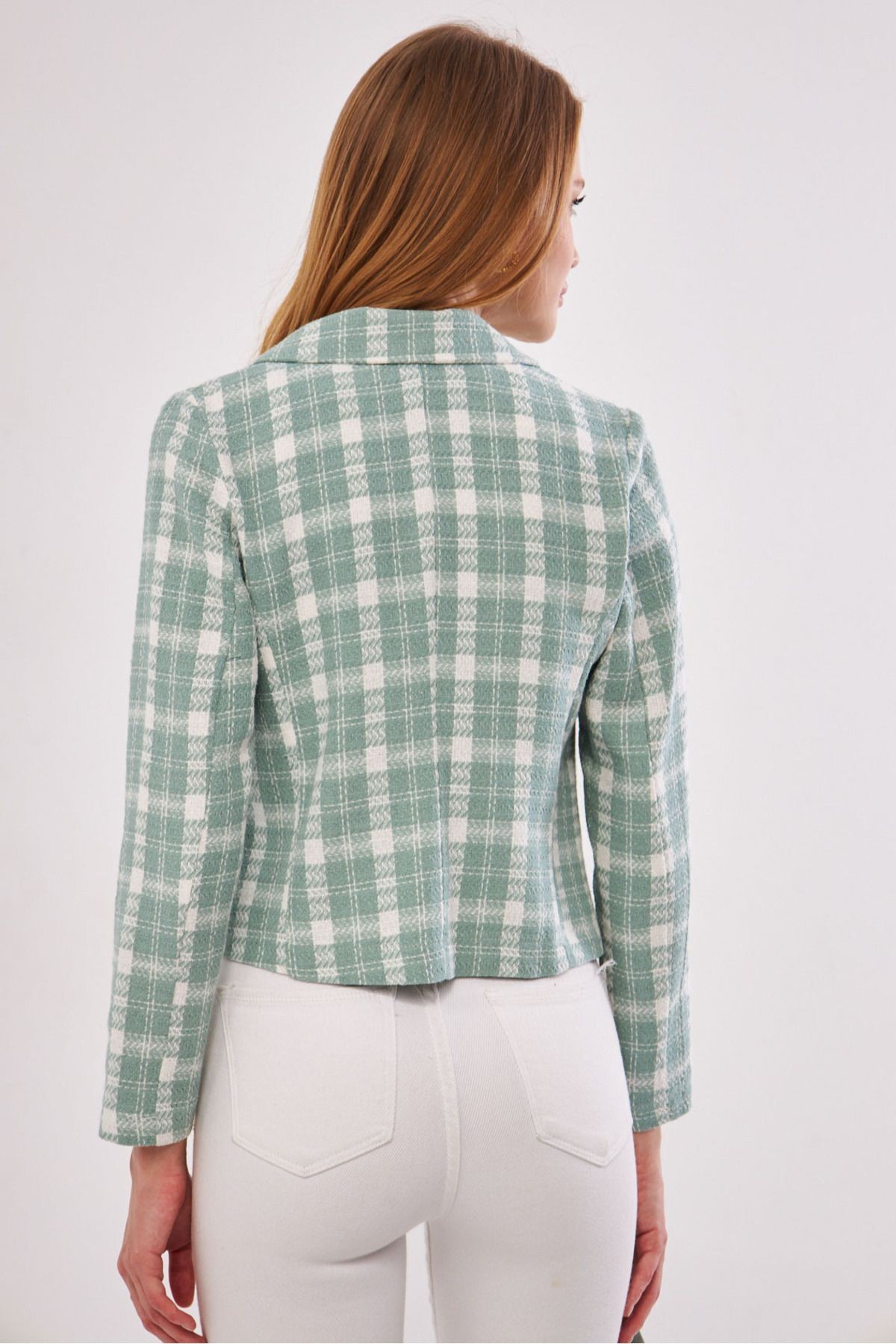 Kadın Mint-Beyaz Kruvaze Yaka Tüvit Crop Ceket ARM-24K001014