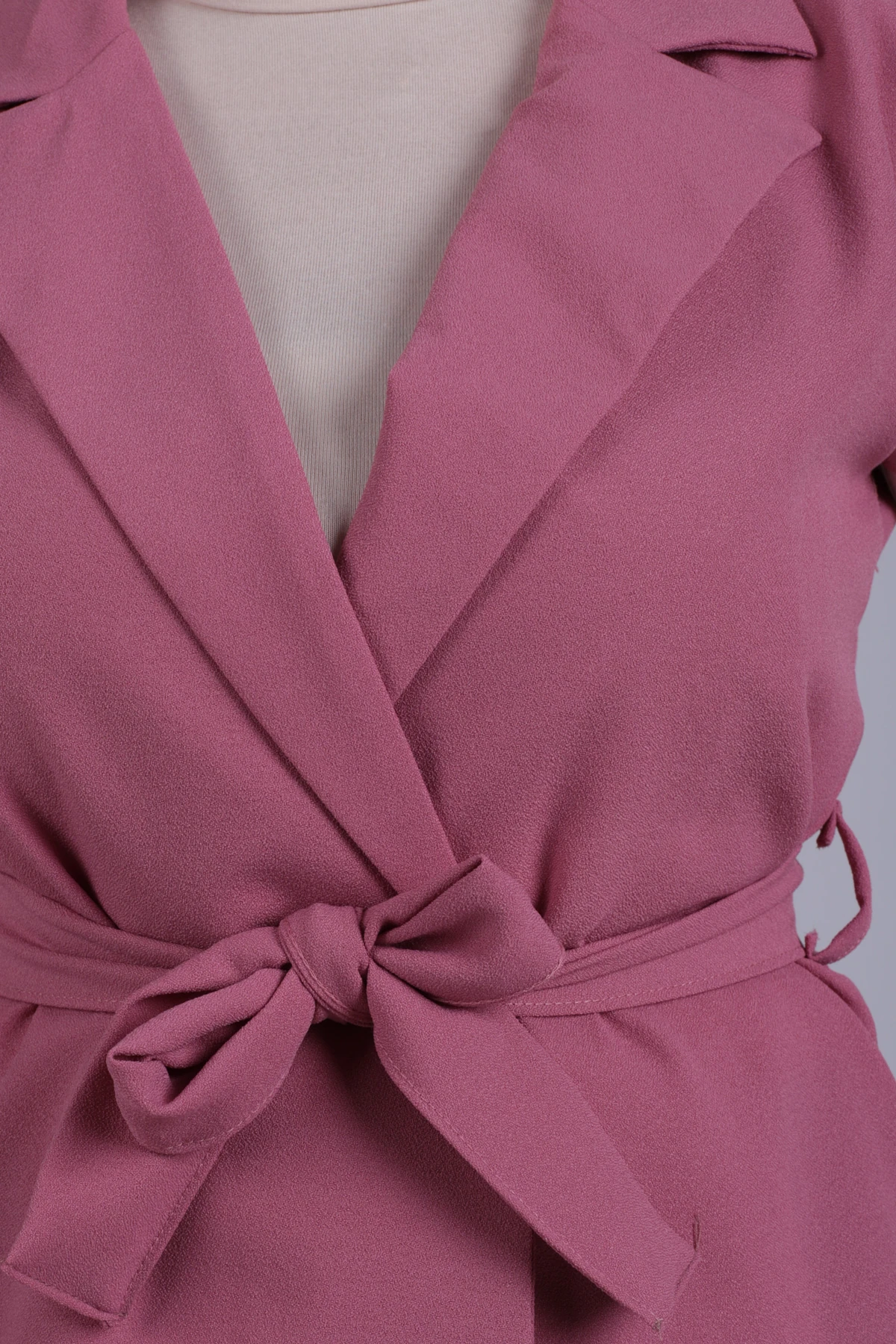 Kadın Gül Kurusu Erkek Yaka Beli Kuşaklı Keten Görünümlü Yelek ARM-25Y001079