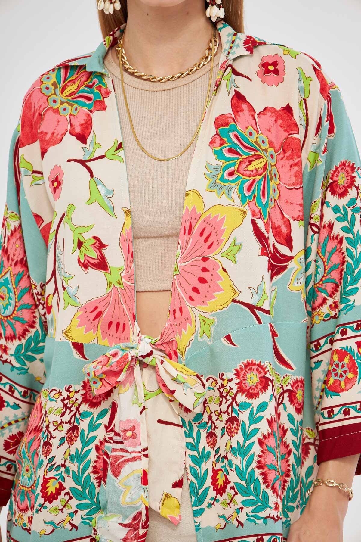 Kadın Bordo Desenli Önden Bağlamalı Kimono Gömlek ARM-24Y001080