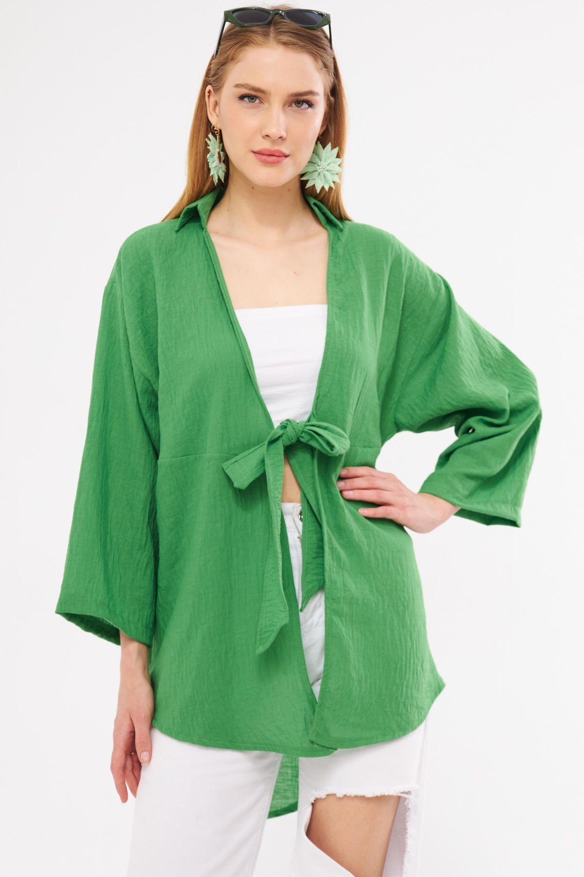 Kadın Yeşil Keten Görünümlü Önden Bağlamalı Kimono Gömlek ARM-24Y001063