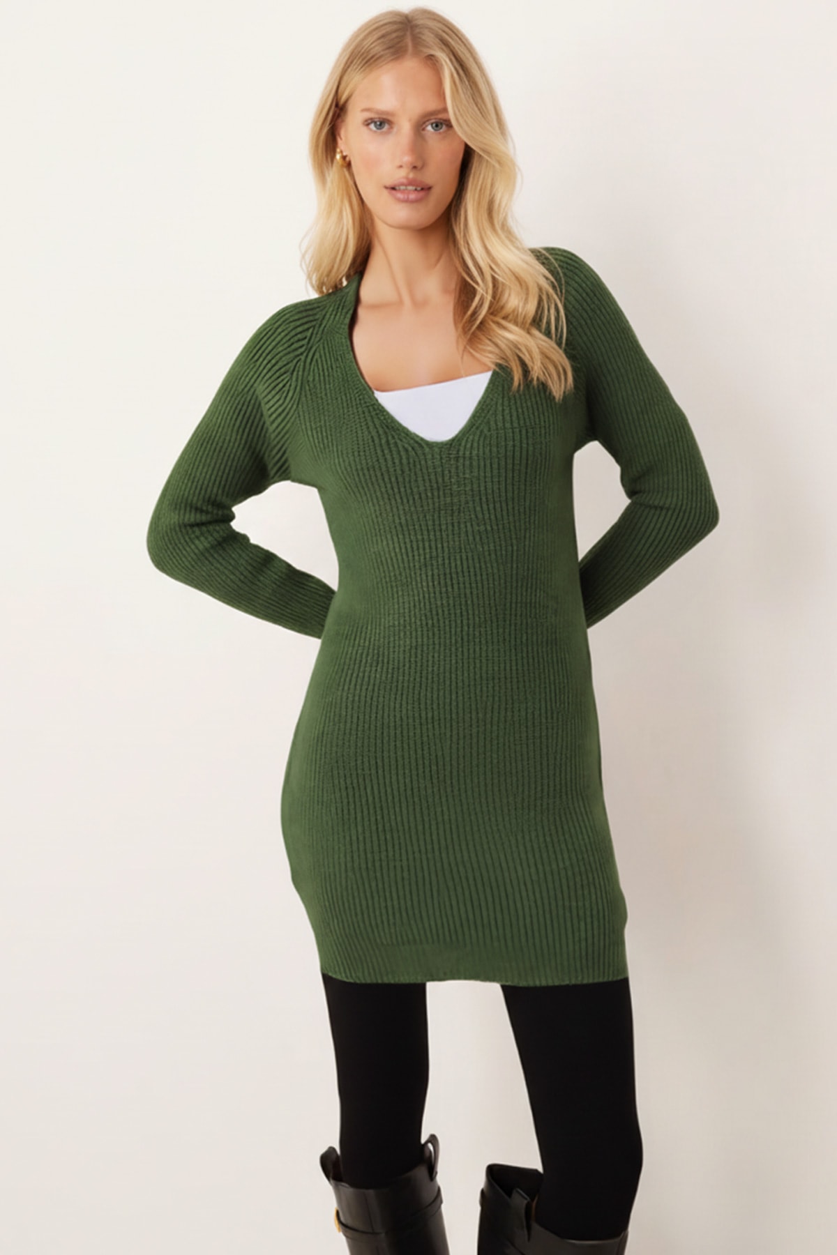 Kadın Yeşil V Yaka Triko Elbise ARM-26K136054