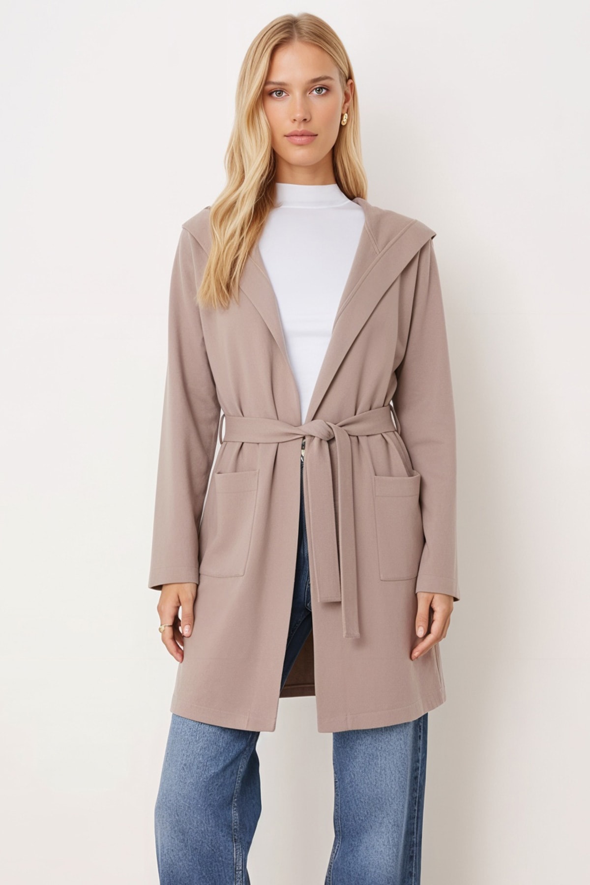Kadın Bej Beli Kuşaklı Cepli Kapüşonlu Oversize Kaşe Kaban ARM-26K001025