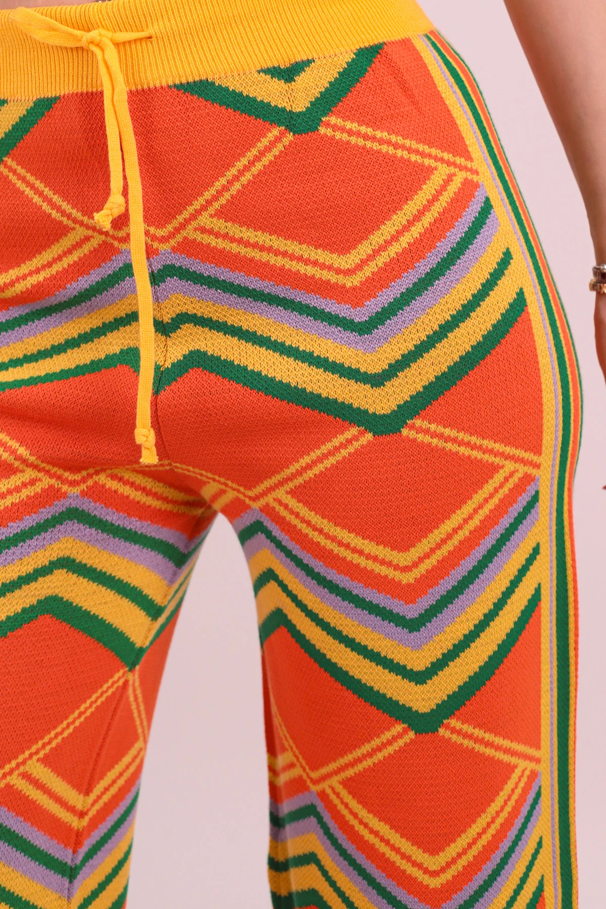 Kadın Sarı Beli Bağlamalı Renkli Triko Pantolon ARM-26K136022