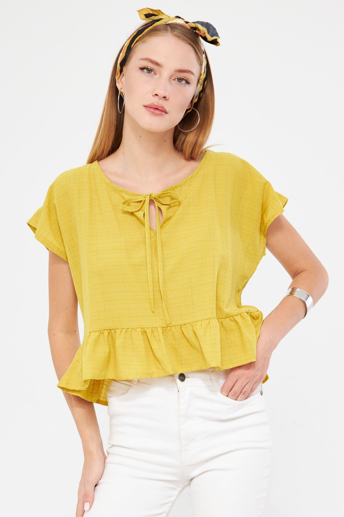 Kadın Yağ Yeşili Yarasa Kol Yakası Bağlamalı Eteği Fırfırlı Oversize Crop Bluz ARM-24Y001088