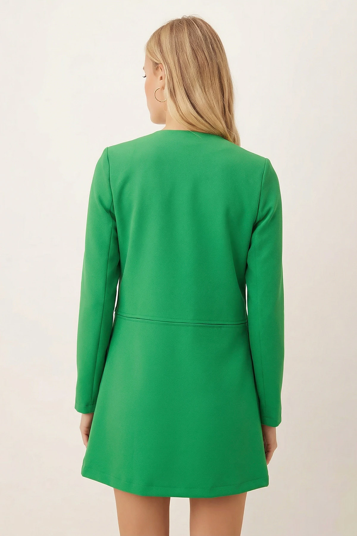 Kadın Yeşil Beli Dikişli Uzun Ceket ARM-26K001017