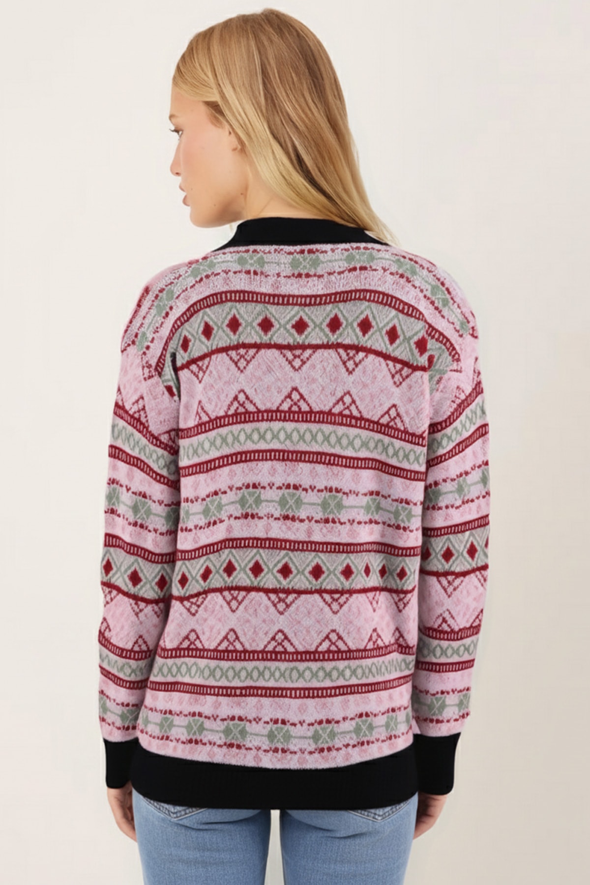 Kadın Ekru Etnik Desenli Triko Hırka ARM-26K136010