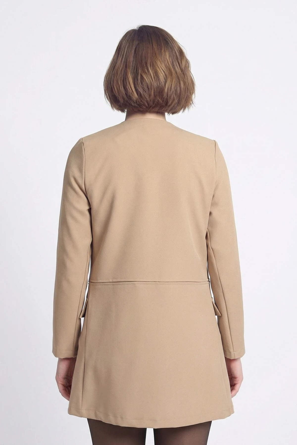 Kadın Bej Beli Dikişli Uzun Ceket ARM-26K001017