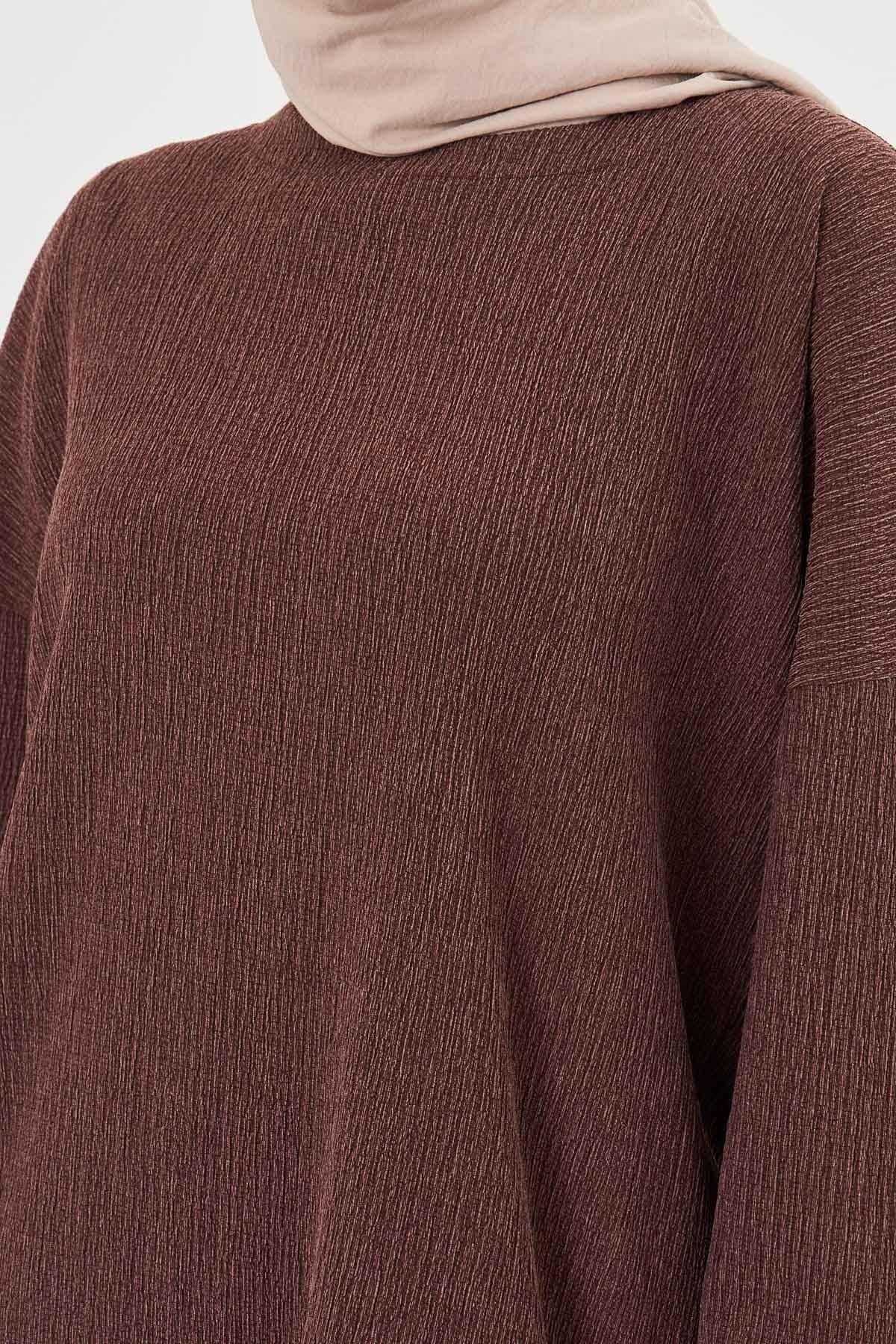 Kadın Kahve Sıfır Yaka Kol Lastikli Yanı Yırtmaçlı Pantolonlu Tesettür İkili Takım ARM-25K001109